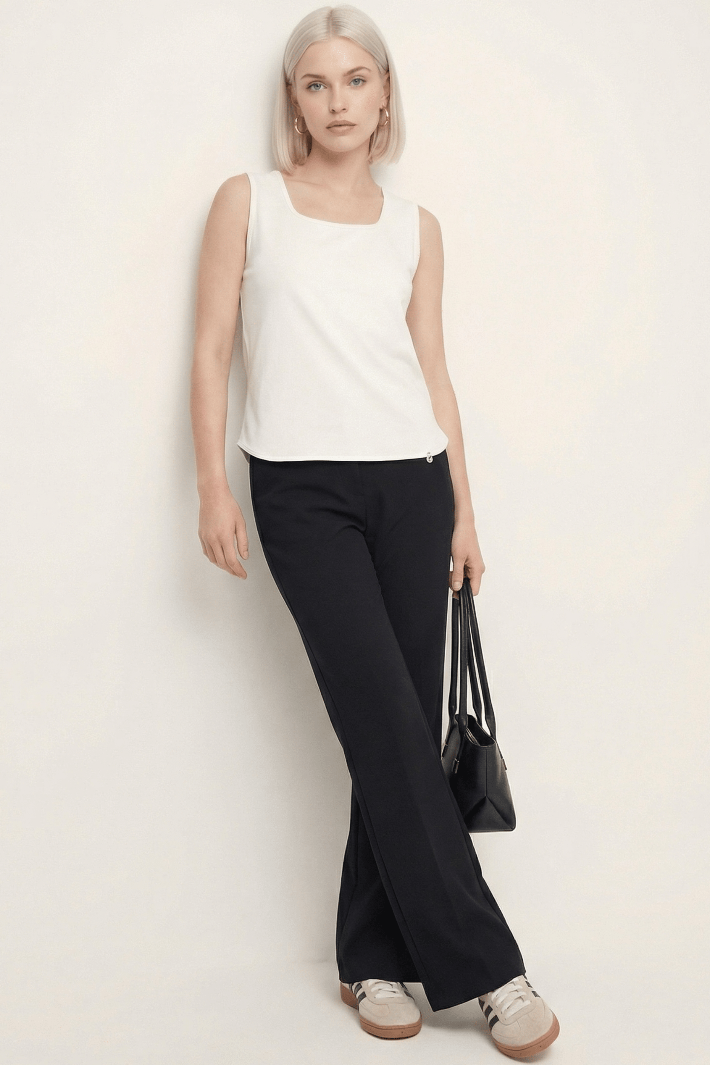 Camiseta blanca basica tirantes con escote cuadrado Lolitas&L - lolitasyl.com