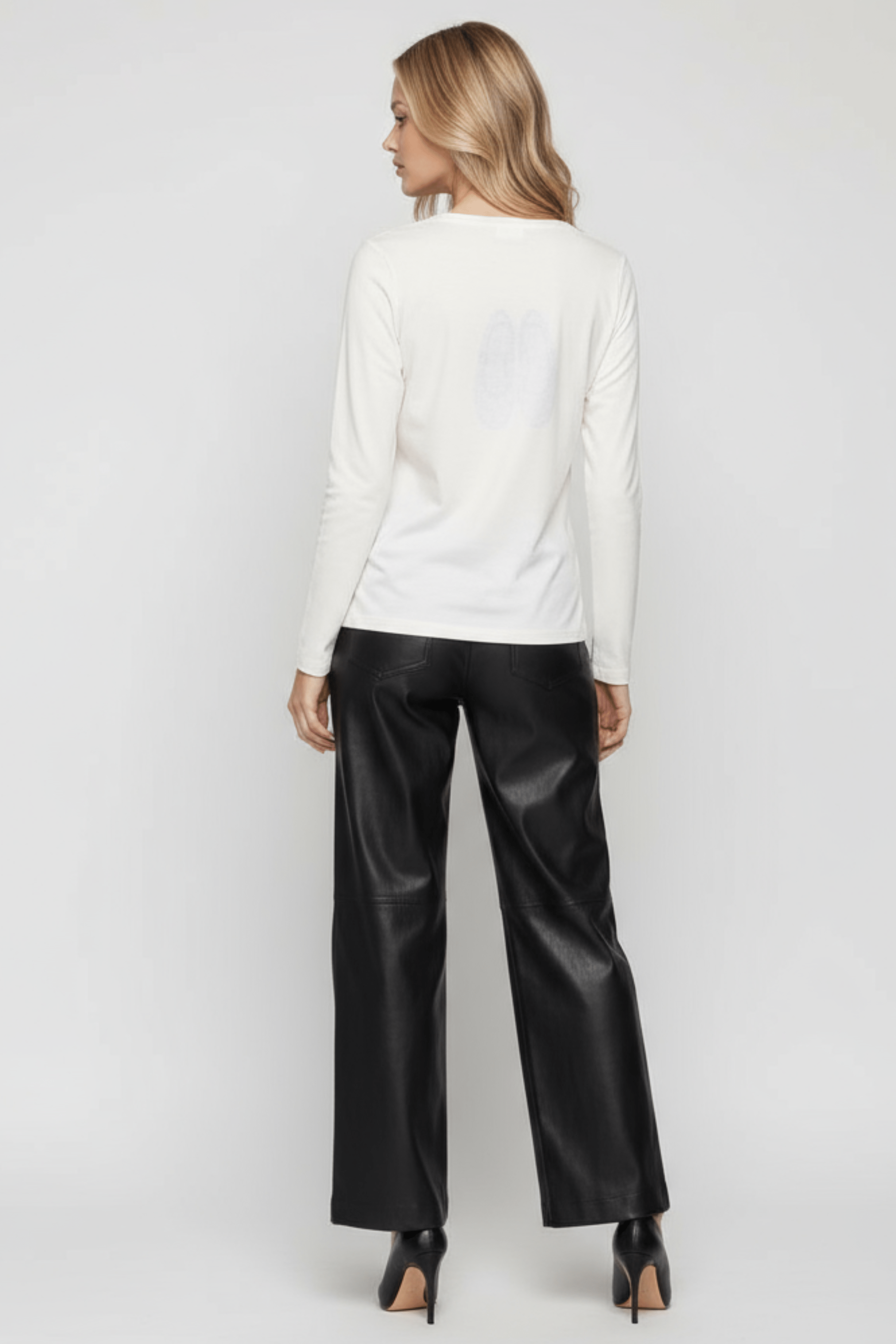 Camiseta blanca bordado bailarinas strass con manga larga Lolitas&L - lolitasyl.com