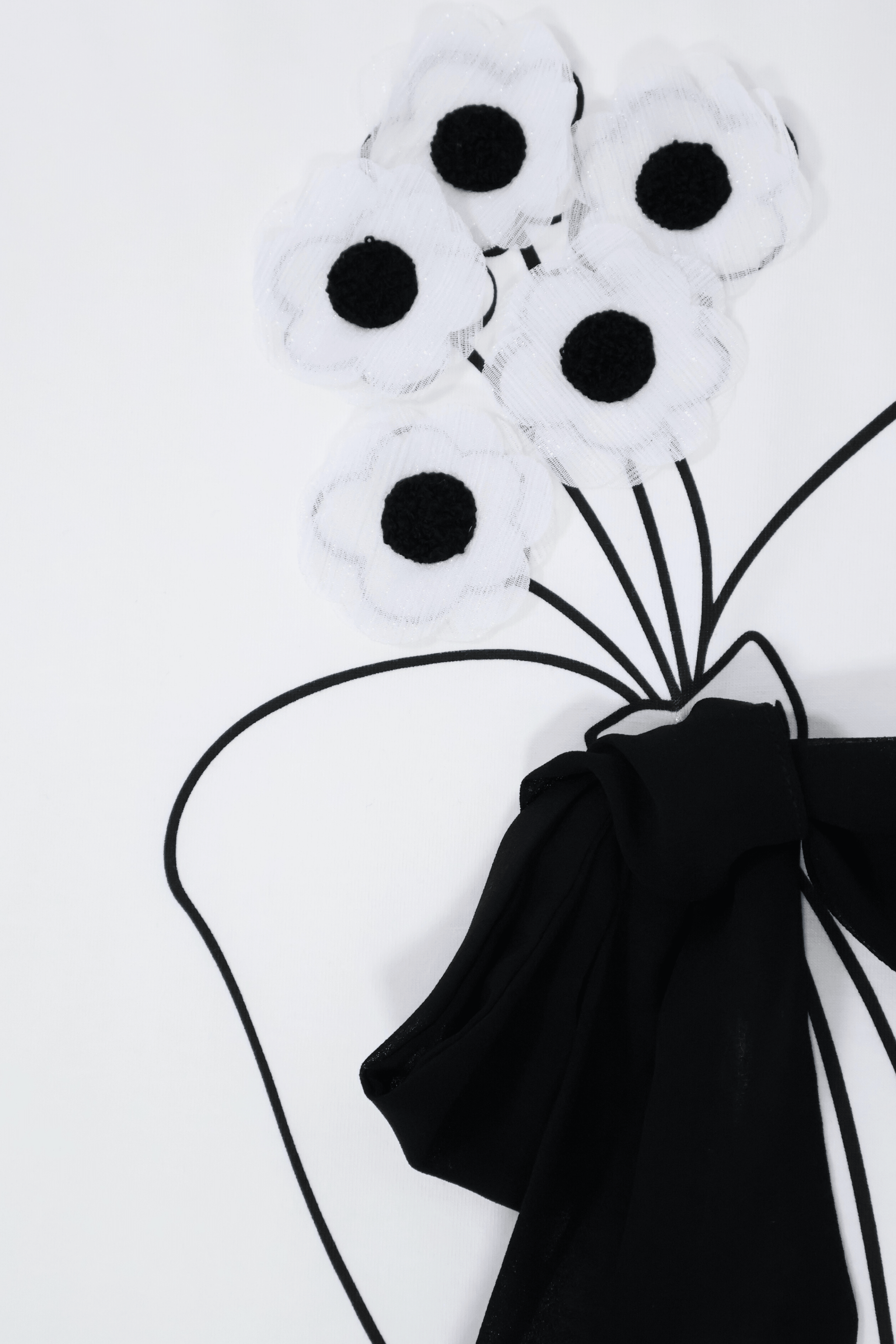 Camiseta blanca bordado con lazo grogre Lolitas&L - lolitasyl.com