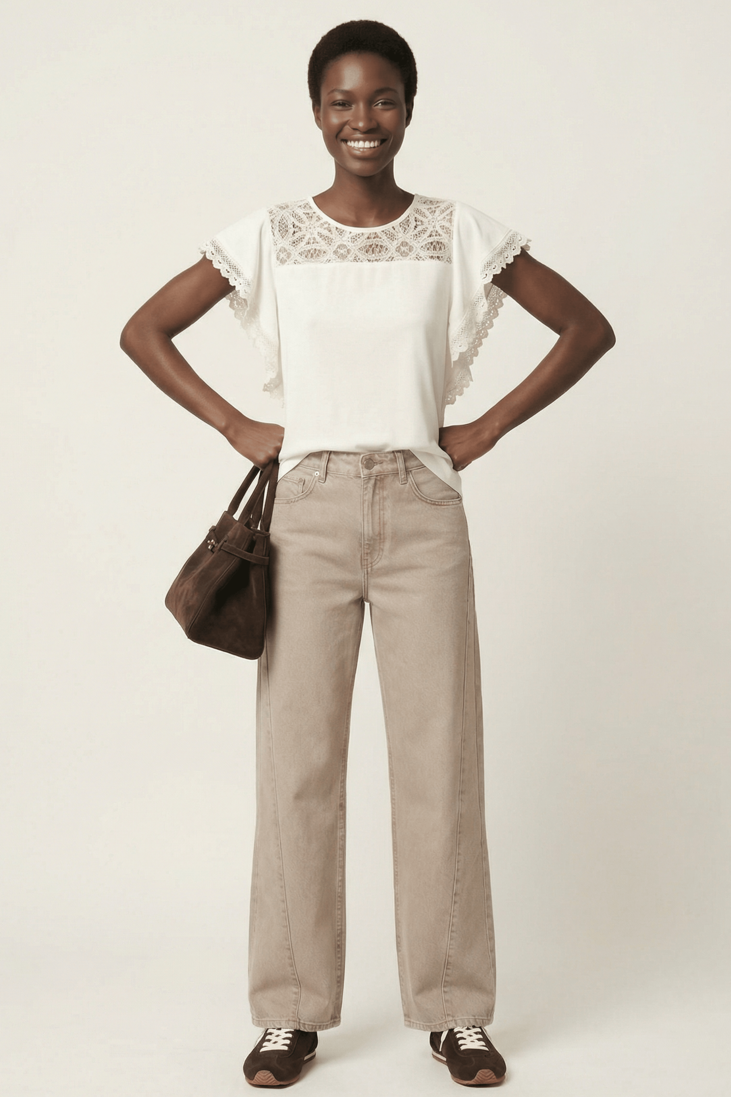 Camiseta blanca bordado grogre en delantero y mangas Lolitas&L - lolitasyl.com