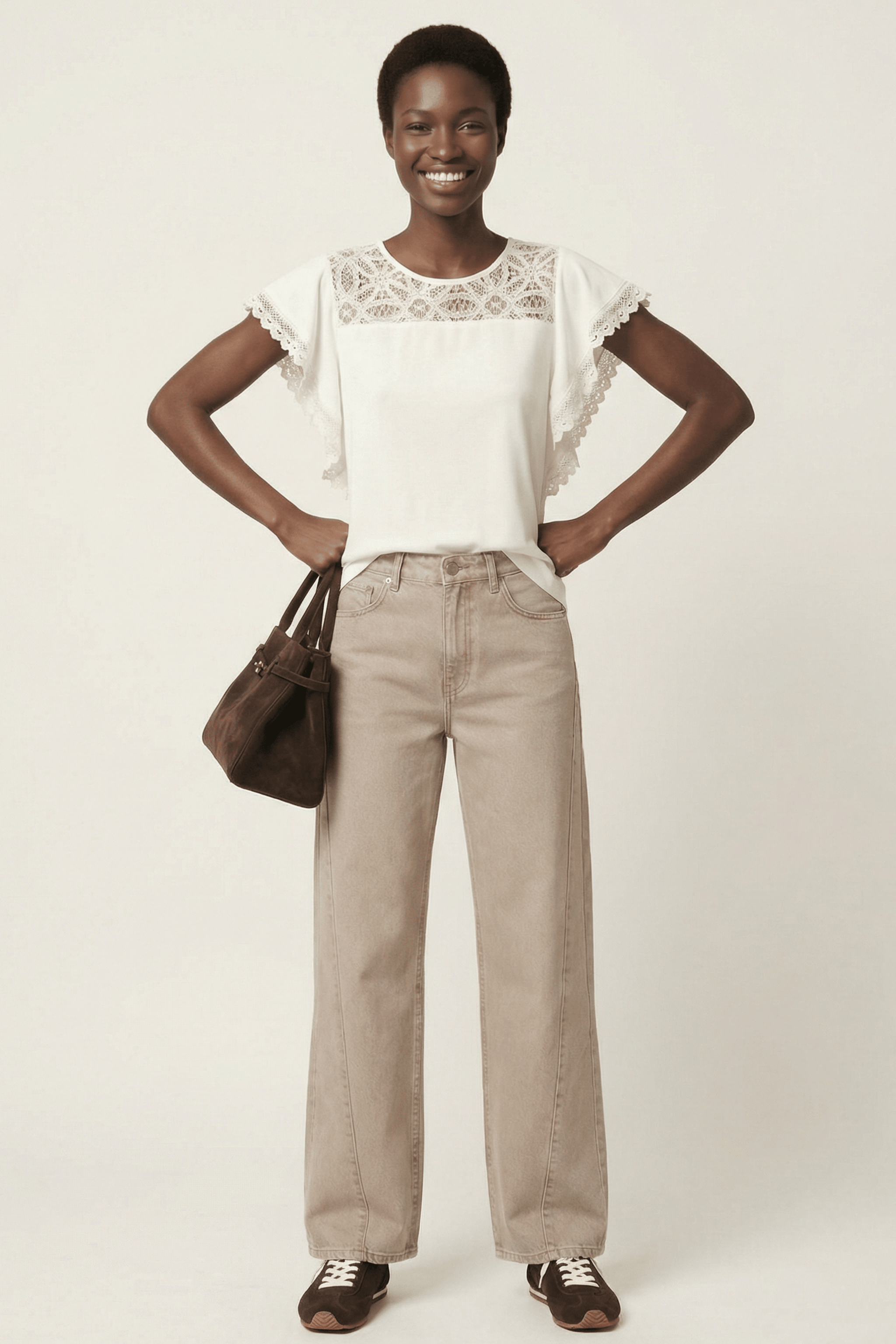 Camiseta blanca bordado grogre en delantero y mangas Lolitas&L - lolitasyl.com