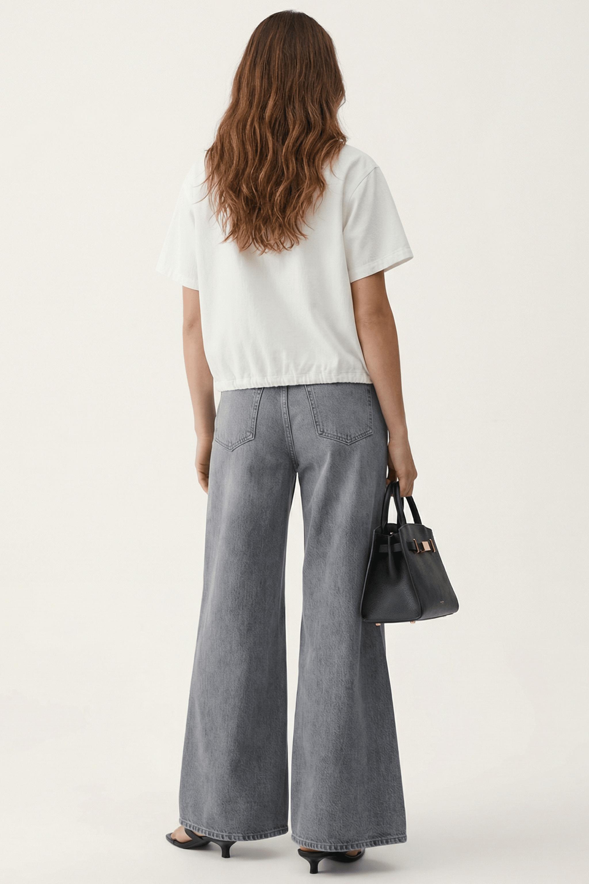 Camiseta blanca camisera con tapetas y botones dorados Lolitas&L - lolitasyl.com