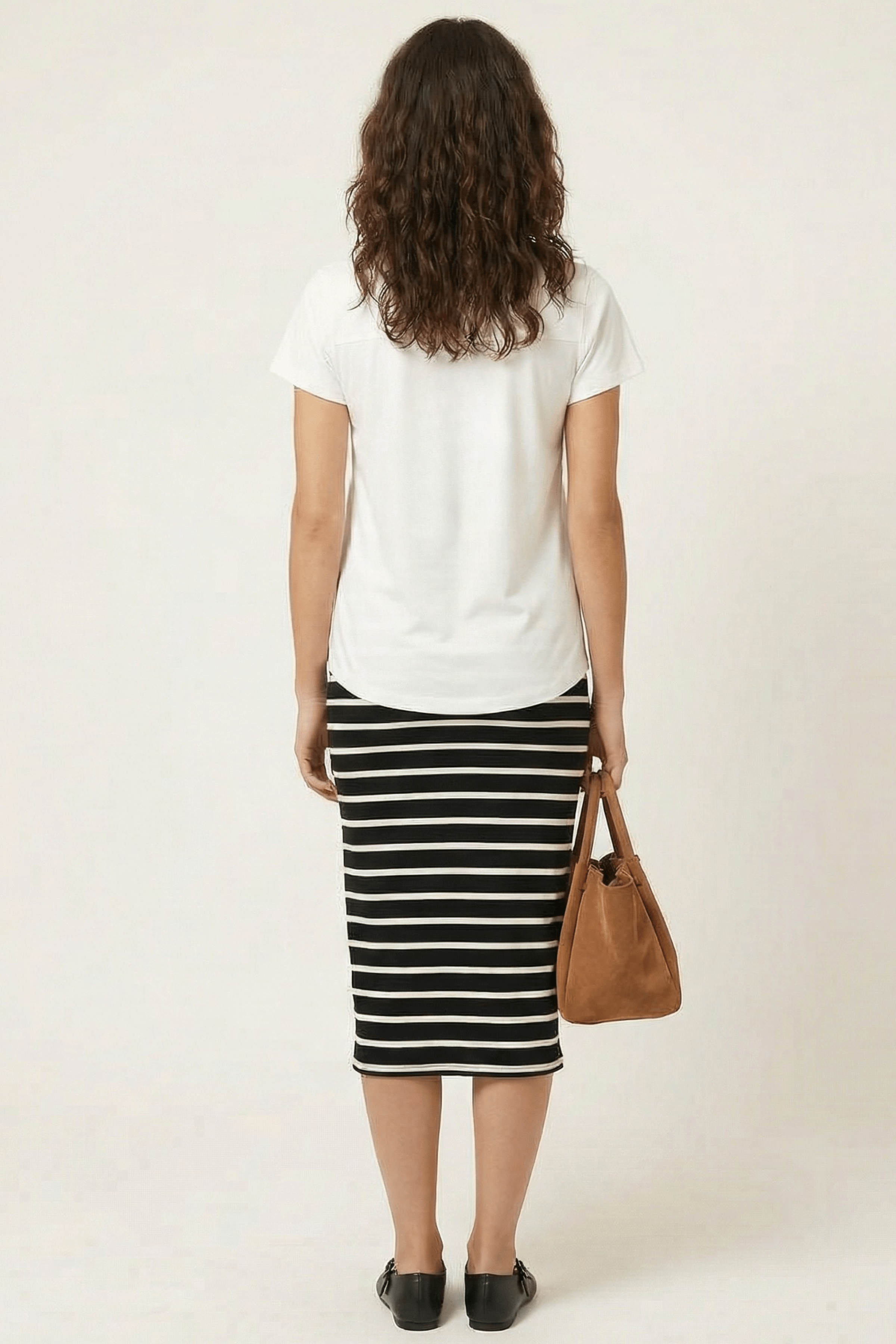 Camiseta blanca con bailarinas bordadas Lolitas&L - lolitasyl.com