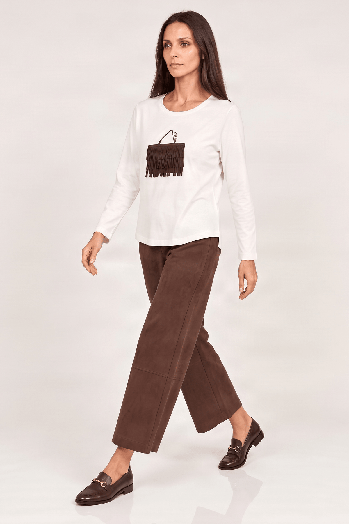 Camiseta blanca con bolsito de flecos marron manga larga Lolitas&L - lolitasyl.com