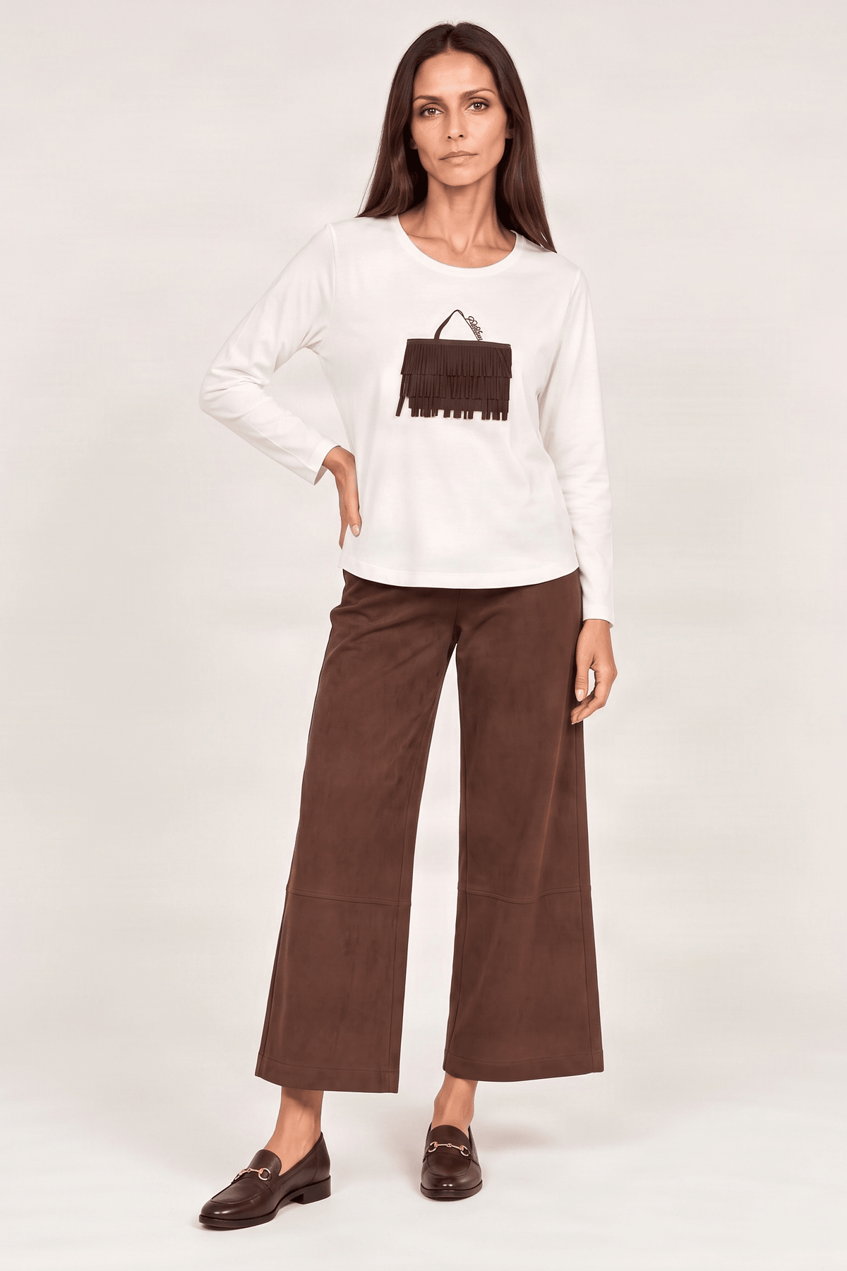 Camiseta blanca con bolsito de flecos marron manga larga Lolitas&L - lolitasyl.com