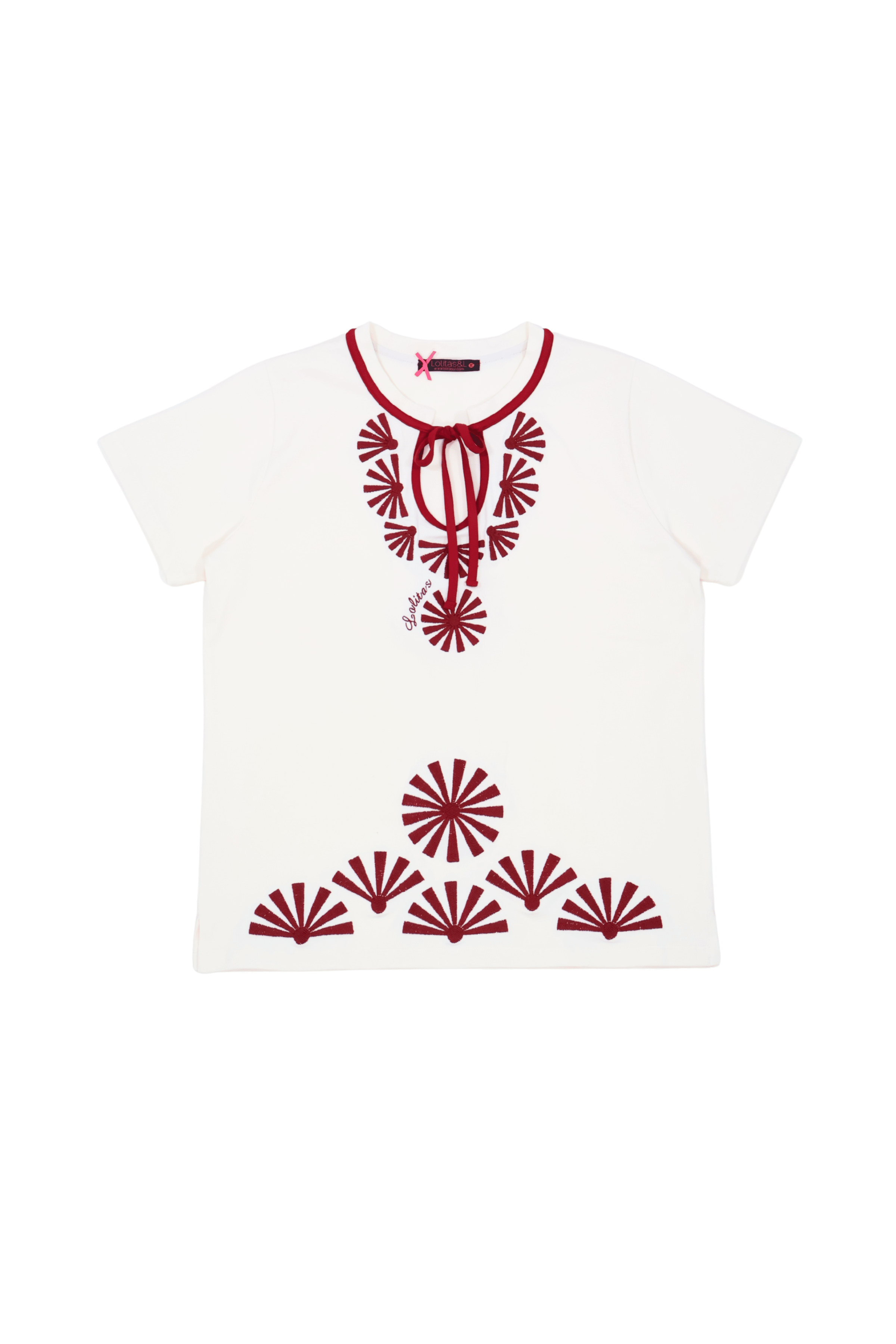 Camiseta blanca con bordado mandala rojo y lagrima Lolitas&L - lolitasyl.com