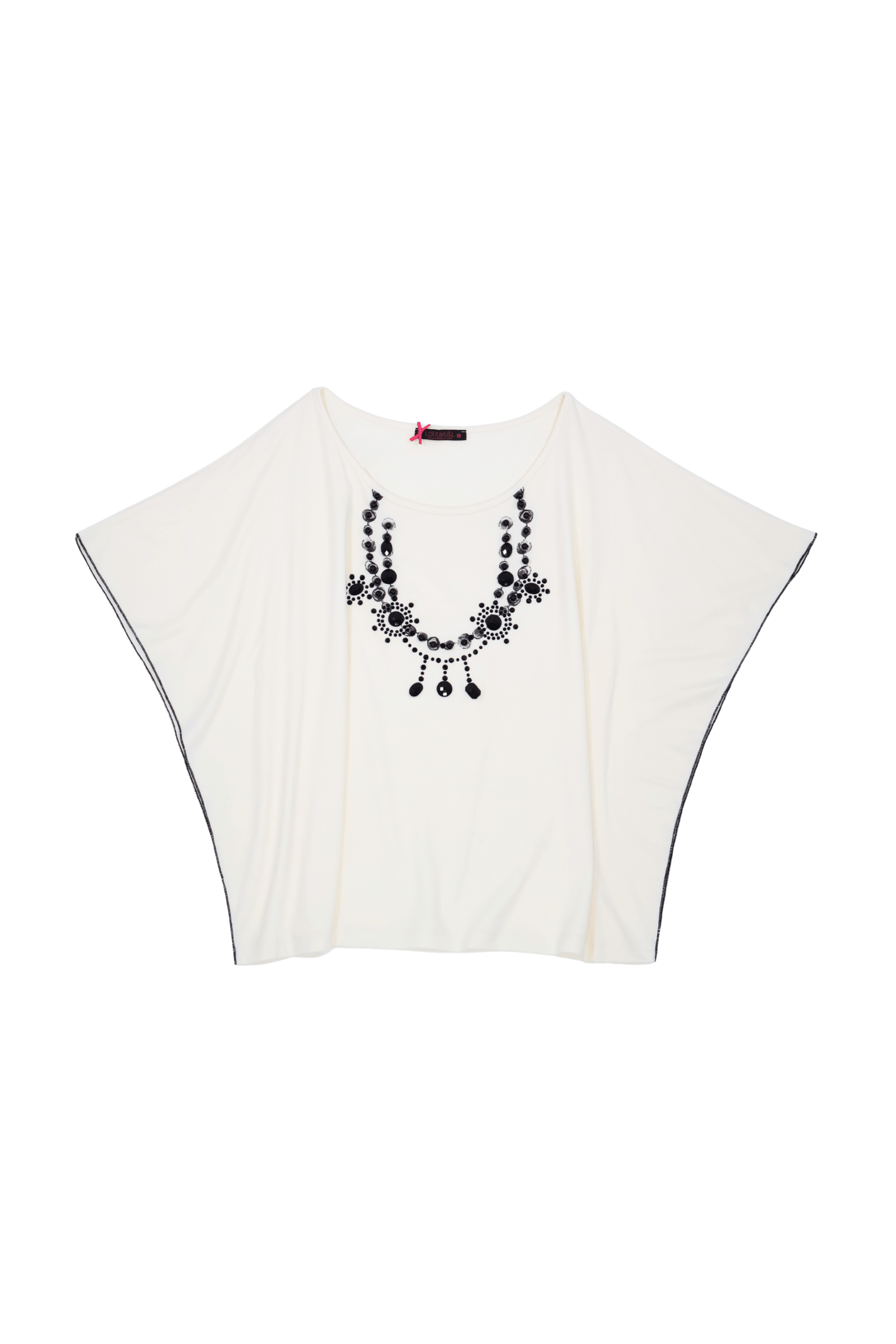 Camiseta blanca con collar pedreria en el escote y manga murcielago Lolitas&L - lolitasyl.com