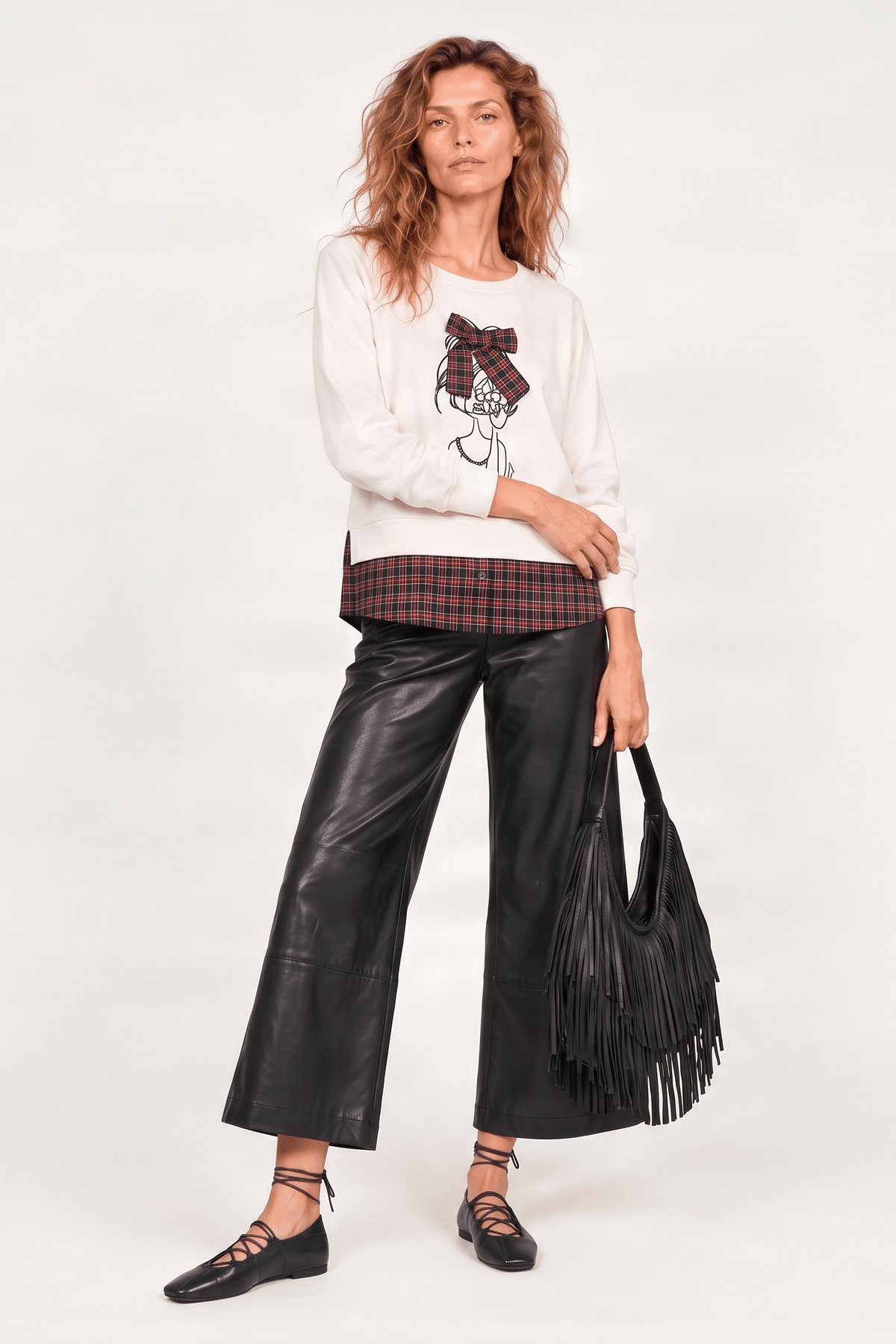 Camiseta blanca con estampado muñeca y lazo cuadro escoces Lolitas&L - lolitasyl.com