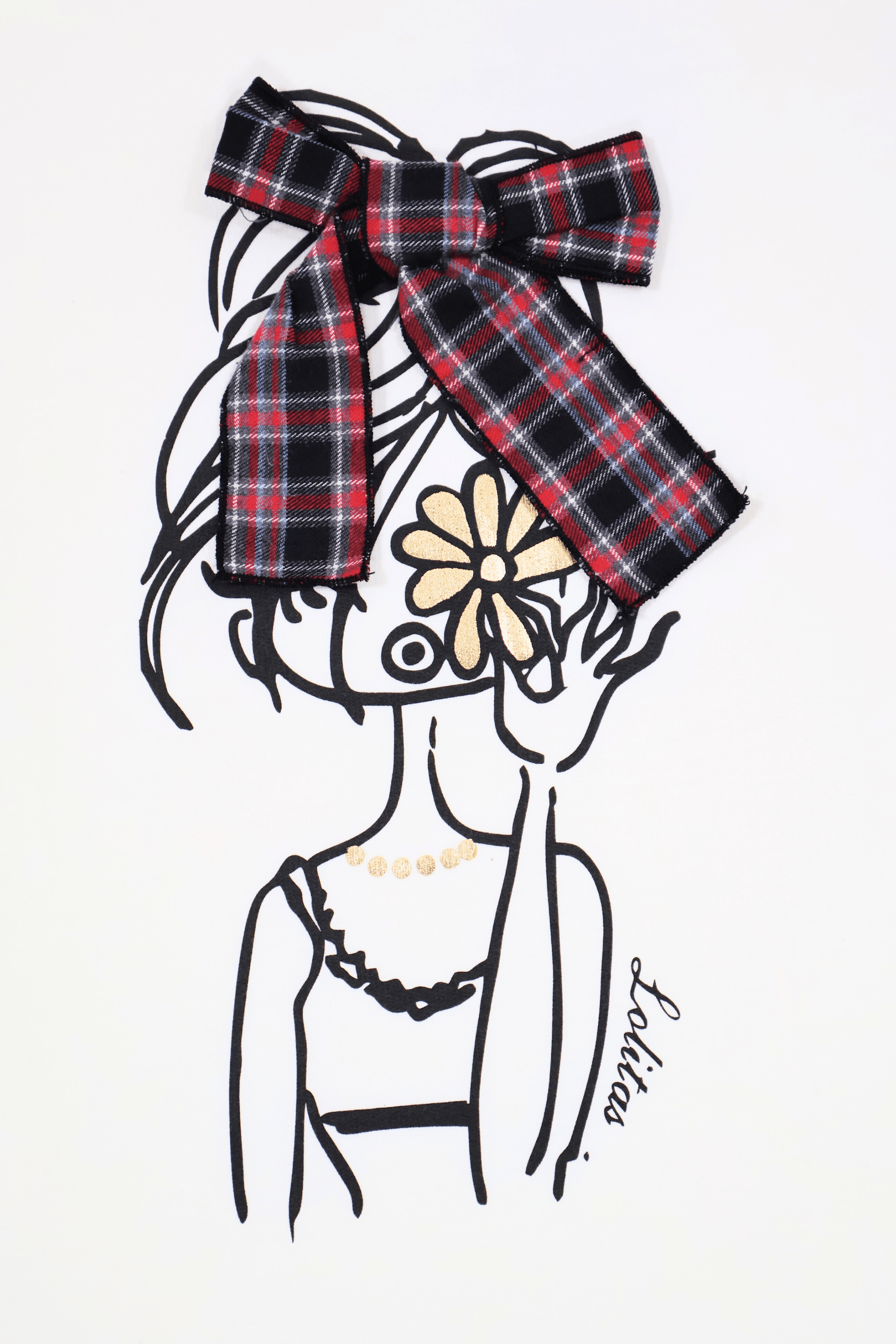 Camiseta blanca con estampado muñeca y lazo cuadro escoces Lolitas&L - lolitasyl.com