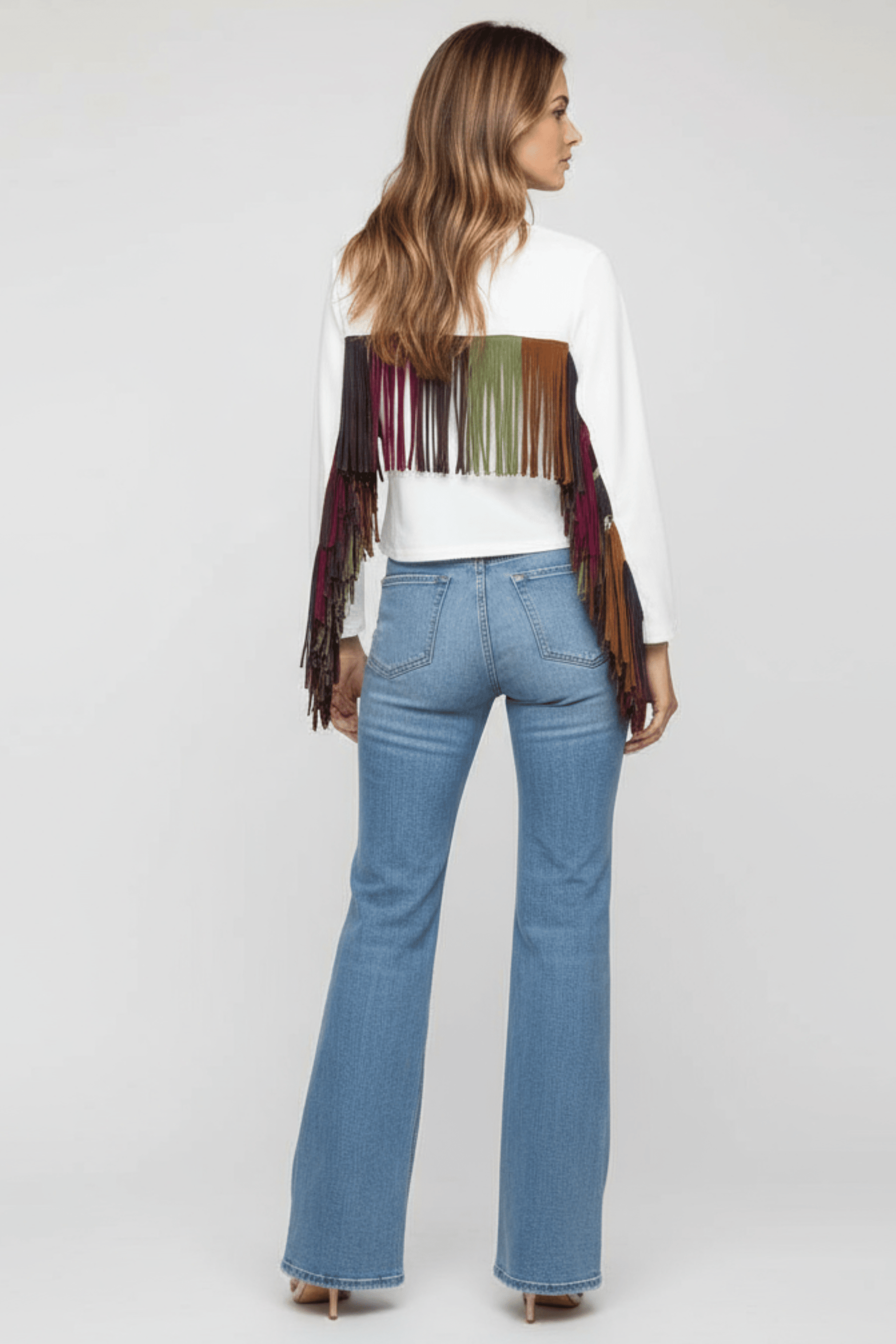 Camiseta blanca con flecos en espalda manga larga Lolitas&L - lolitasyl.com