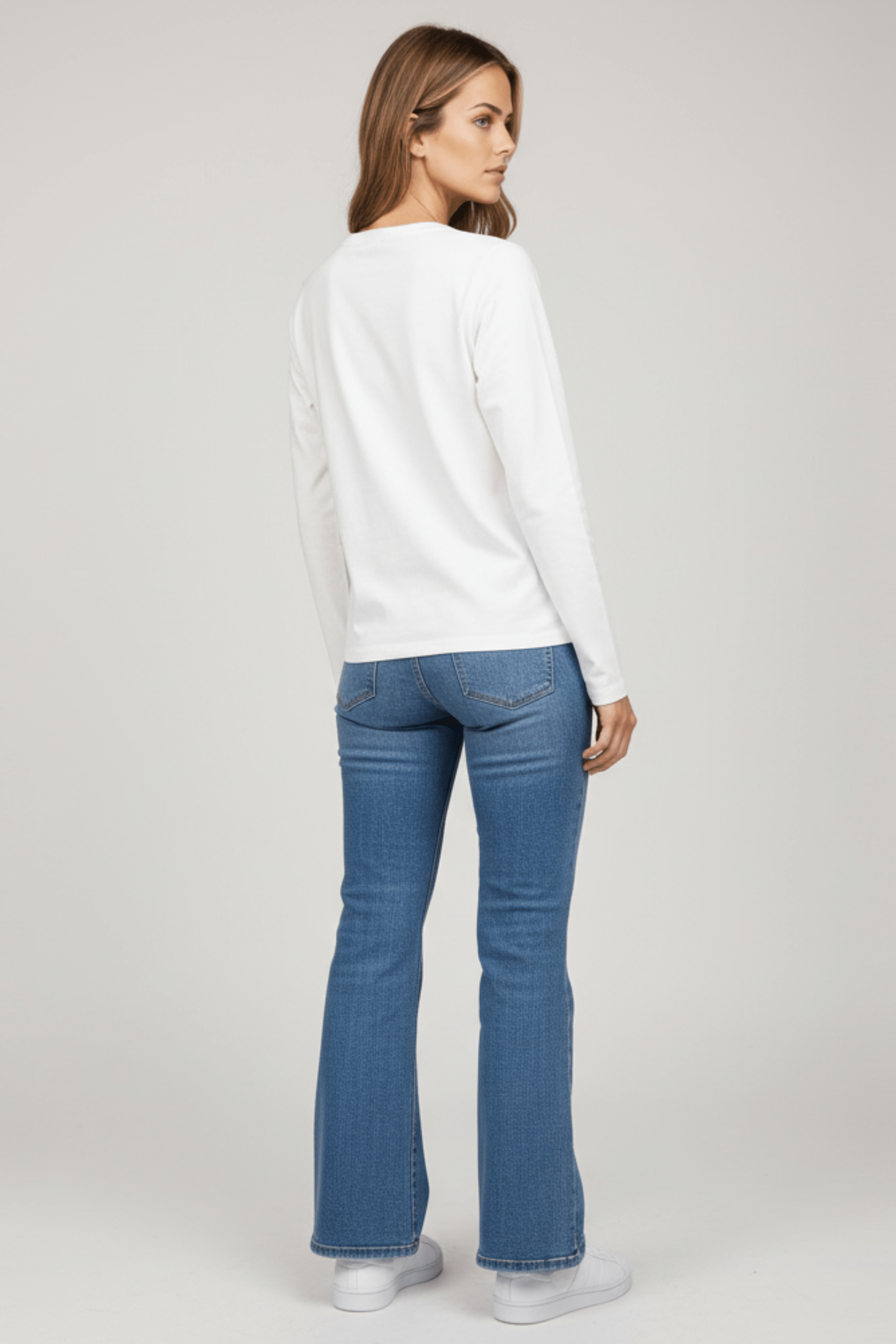 Camiseta blanca con osito fucsia bordado manga larga Lolitas&L - lolitasyl.com