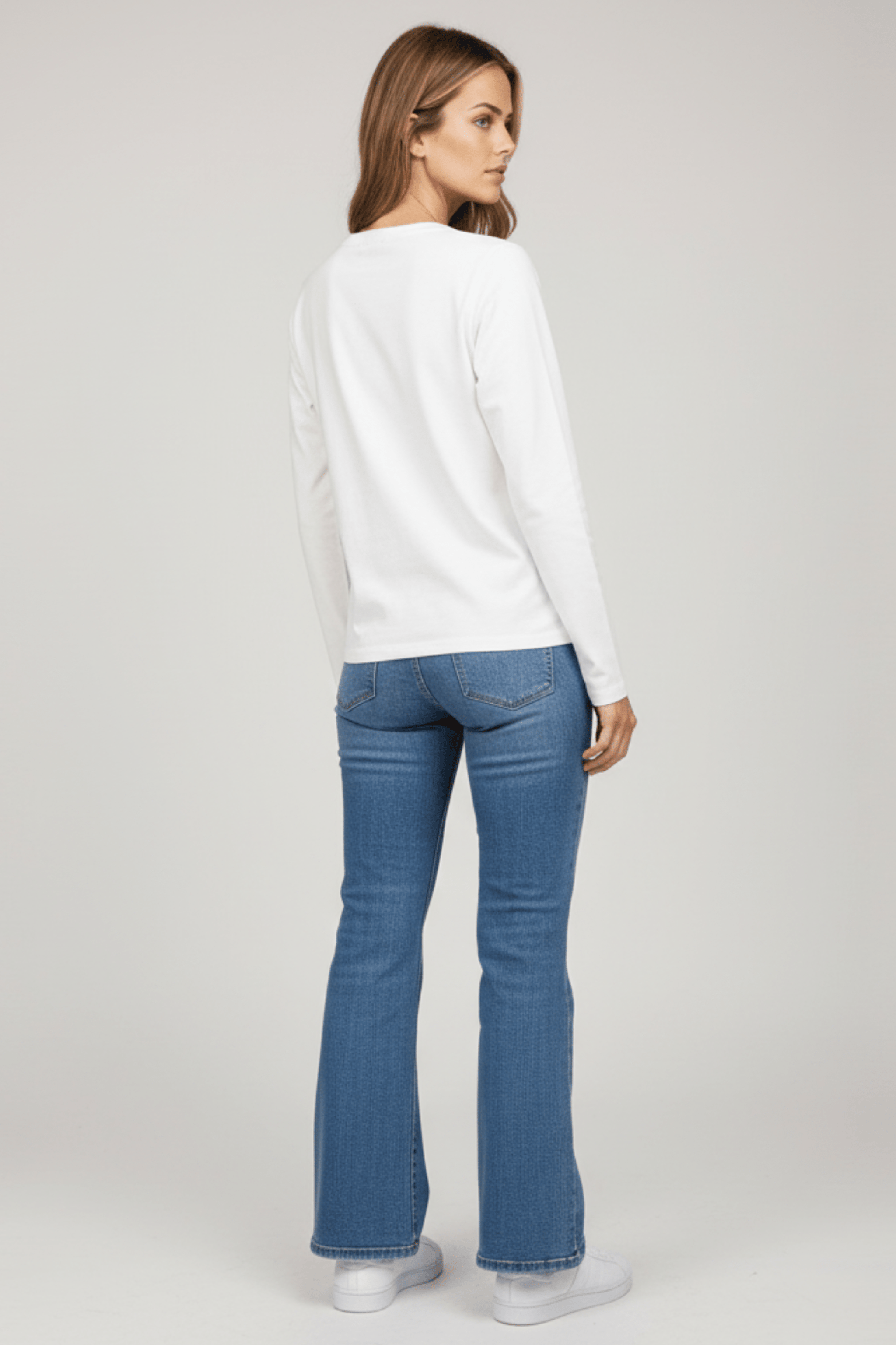 Camiseta blanca con osito fucsia bordado manga larga Lolitas&L - lolitasyl.com