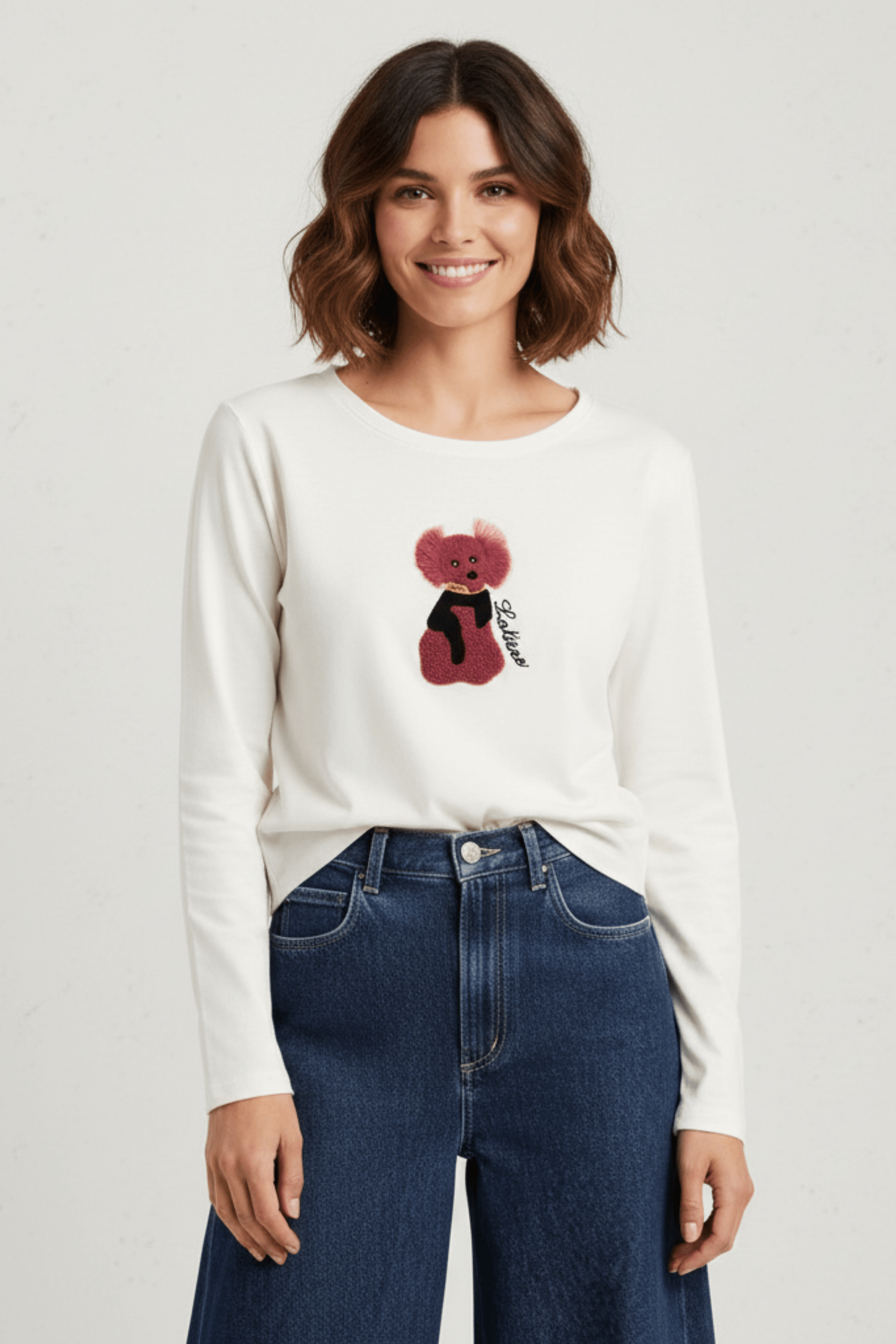 Camiseta blanca con osito fucsia bordado manga larga Lolitas&L - lolitasyl.com