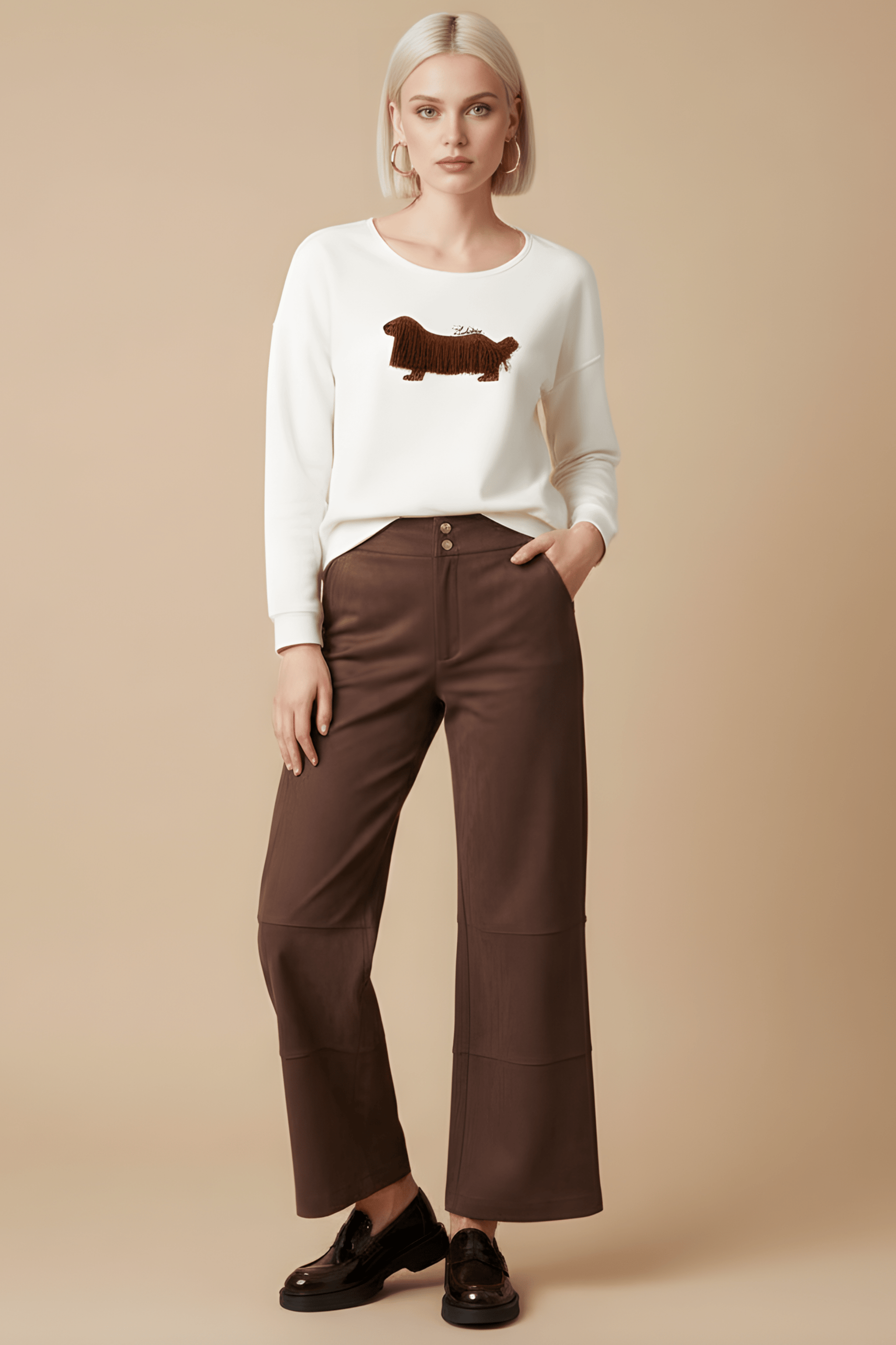 Camiseta blanca con perro bordado de flecos manga larga Lolitas&L - lolitasyl.com