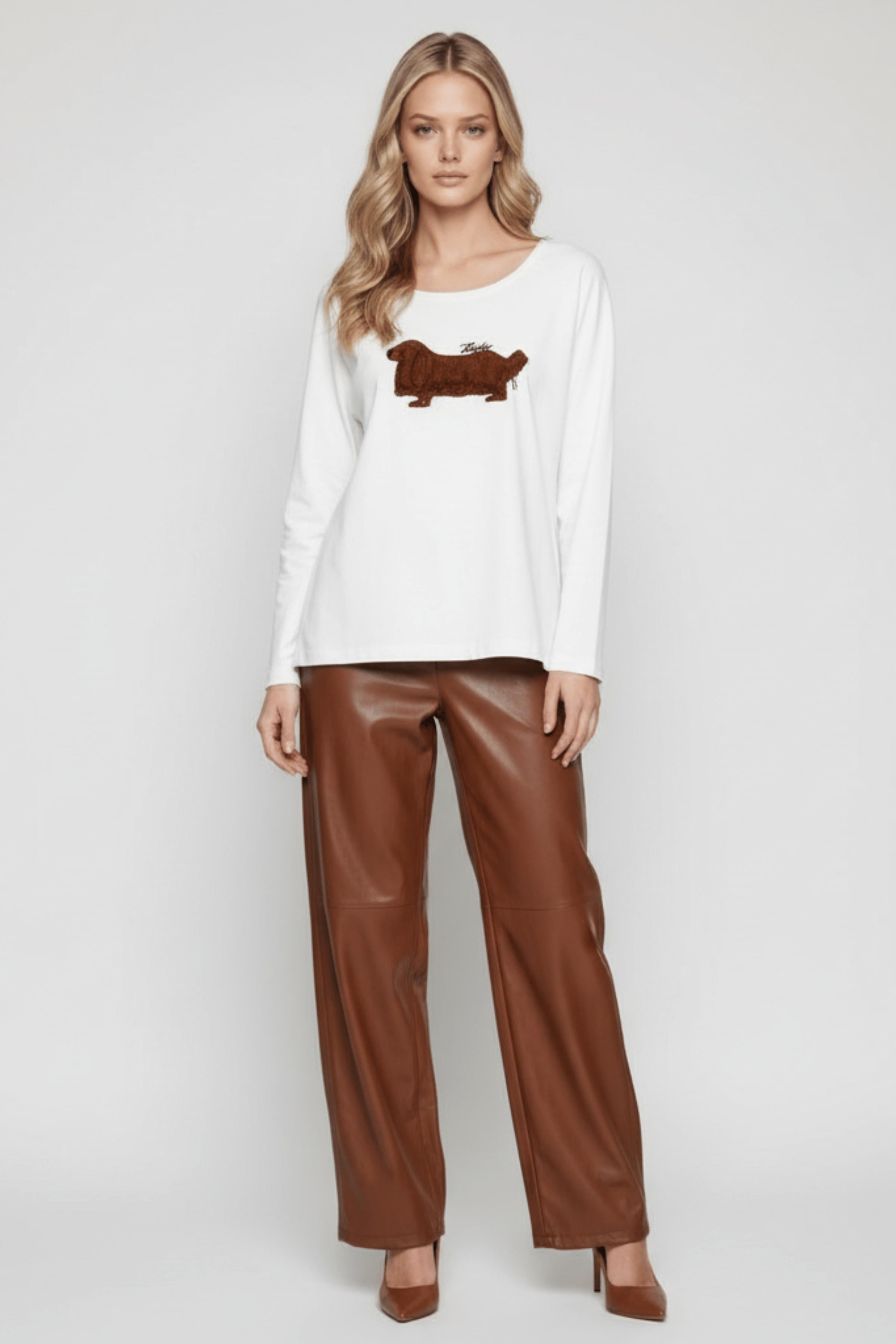 Camiseta blanca con perro bordado de flecos manga larga Lolitas&L - lolitasyl.com