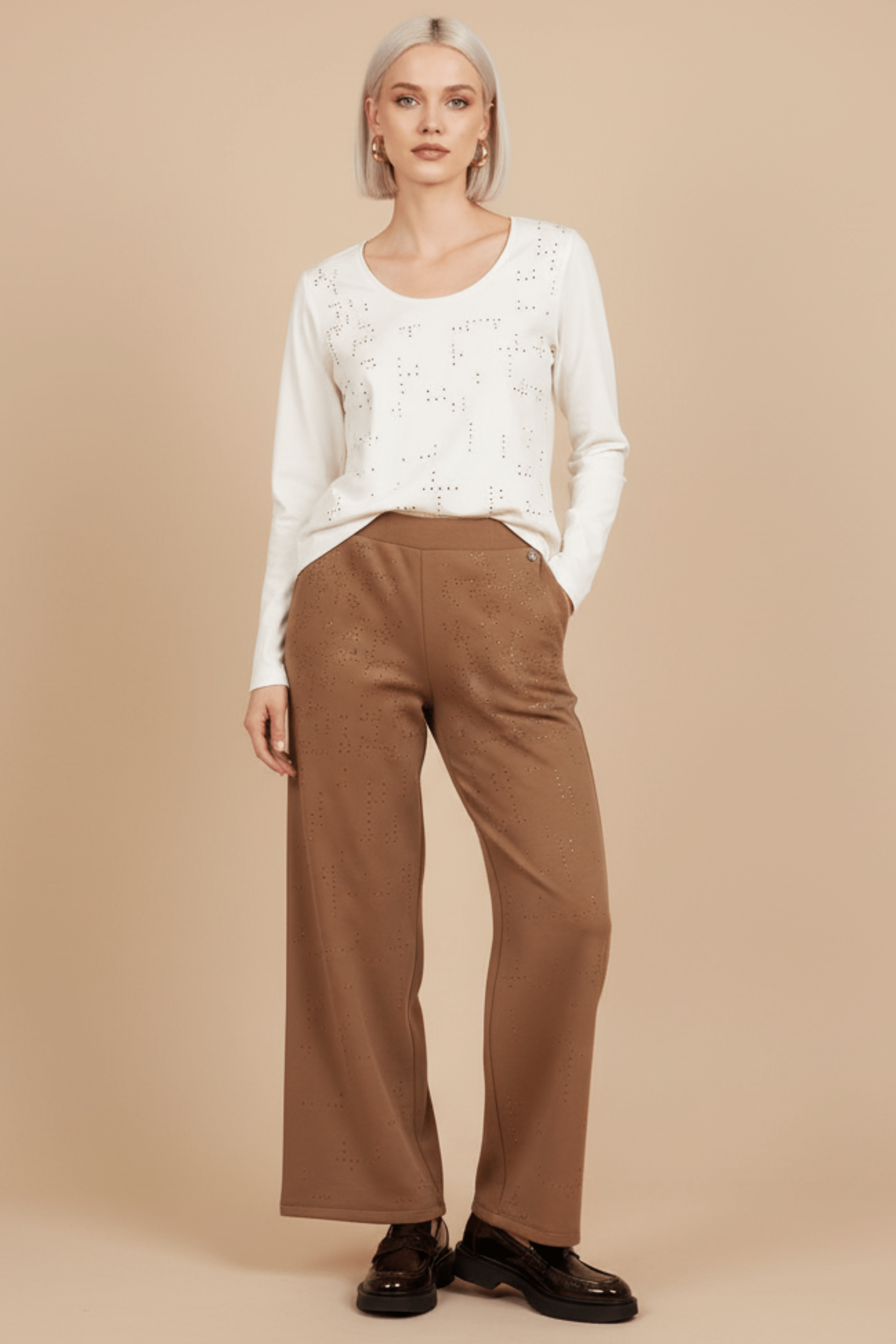 Camiseta blanca con strass multicolor manga larga Lolitas&L - lolitasyl.com