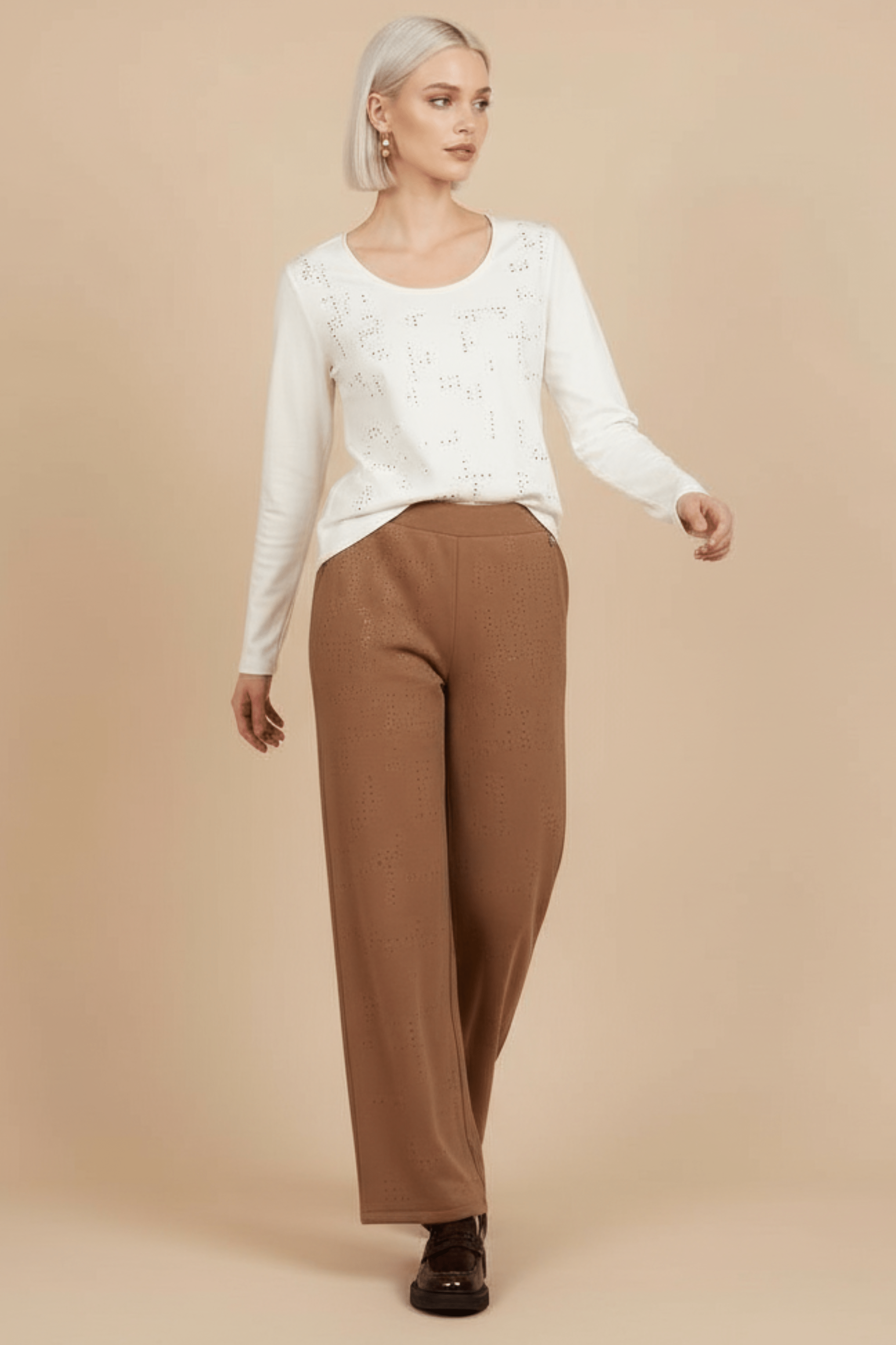 Camiseta blanca con strass multicolor manga larga Lolitas&L - lolitasyl.com