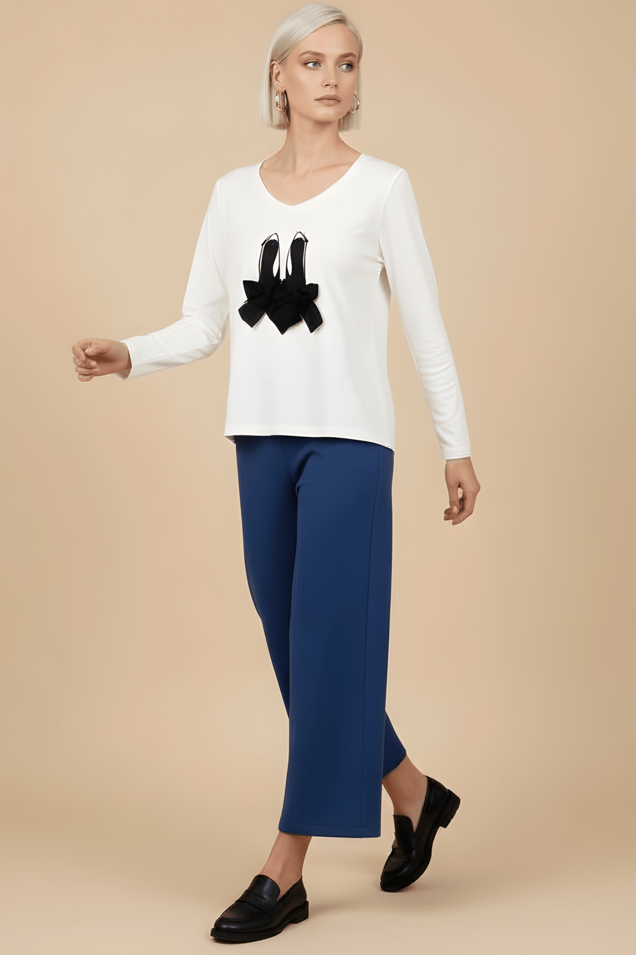 Camiseta blanca con zapatillas bordadas y lazos manga larga Lolitas&L - lolitasyl.com