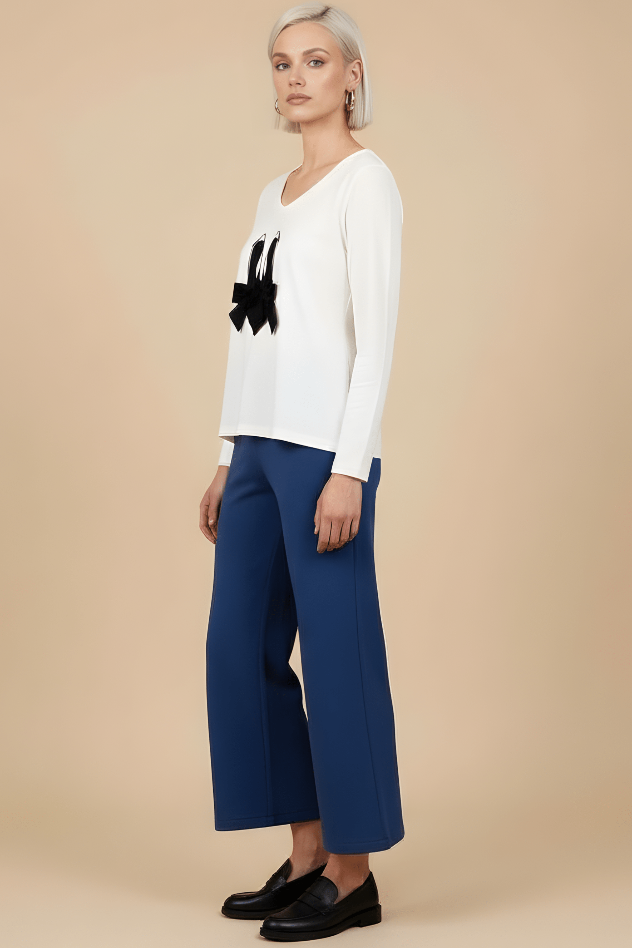 Camiseta blanca con zapatillas bordadas y lazos manga larga Lolitas&L - lolitasyl.com