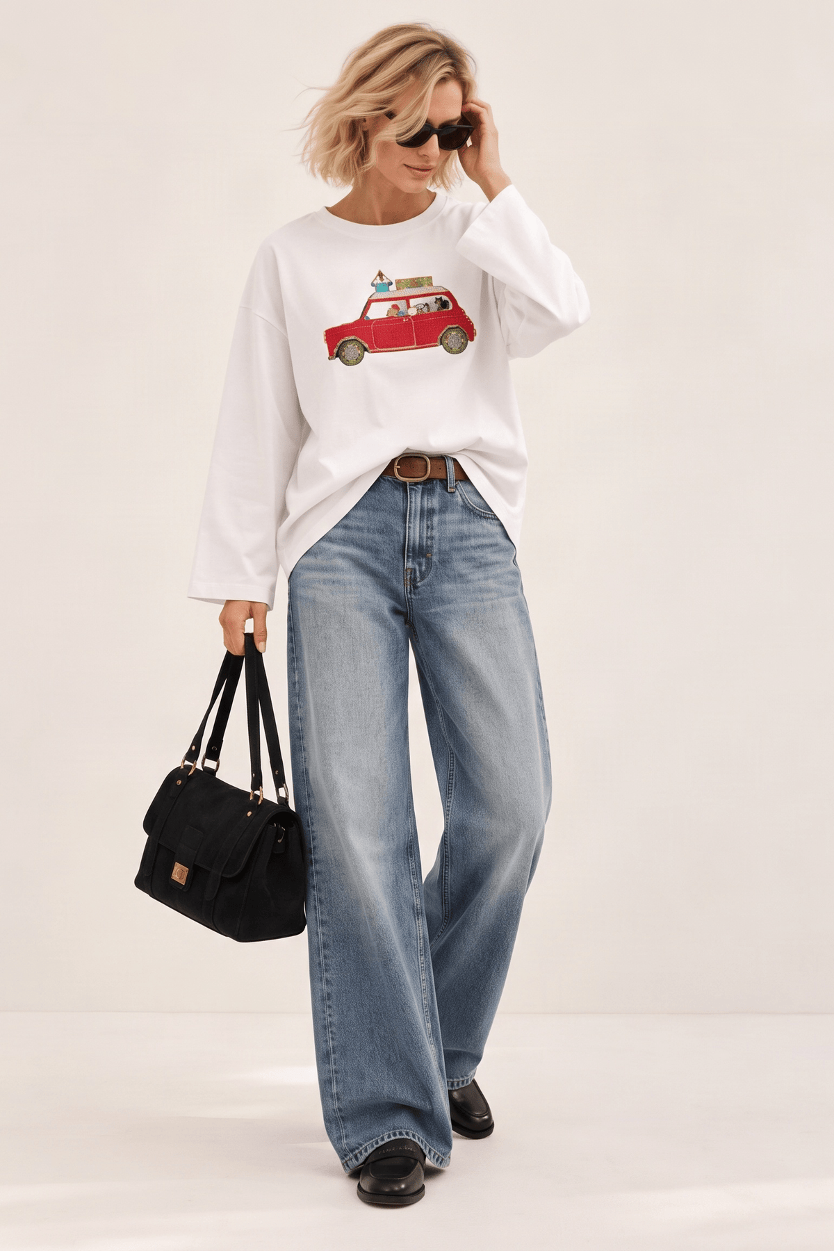 Camiseta Blanca de Manga Larga con Coche Bordado en Punto de Cruz – Lolitas&L - lolitasyl.com