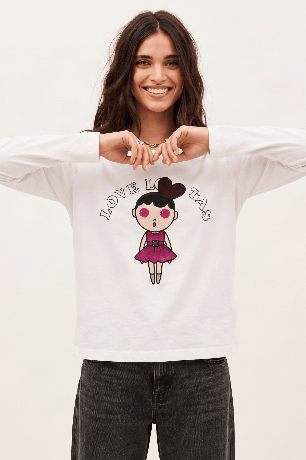 Camiseta Blanca de Manga Larga en Jersey de Algodón con Print Lolitas, Bordado y Aplicaciones – Lolitas&L - lolitasyl.com