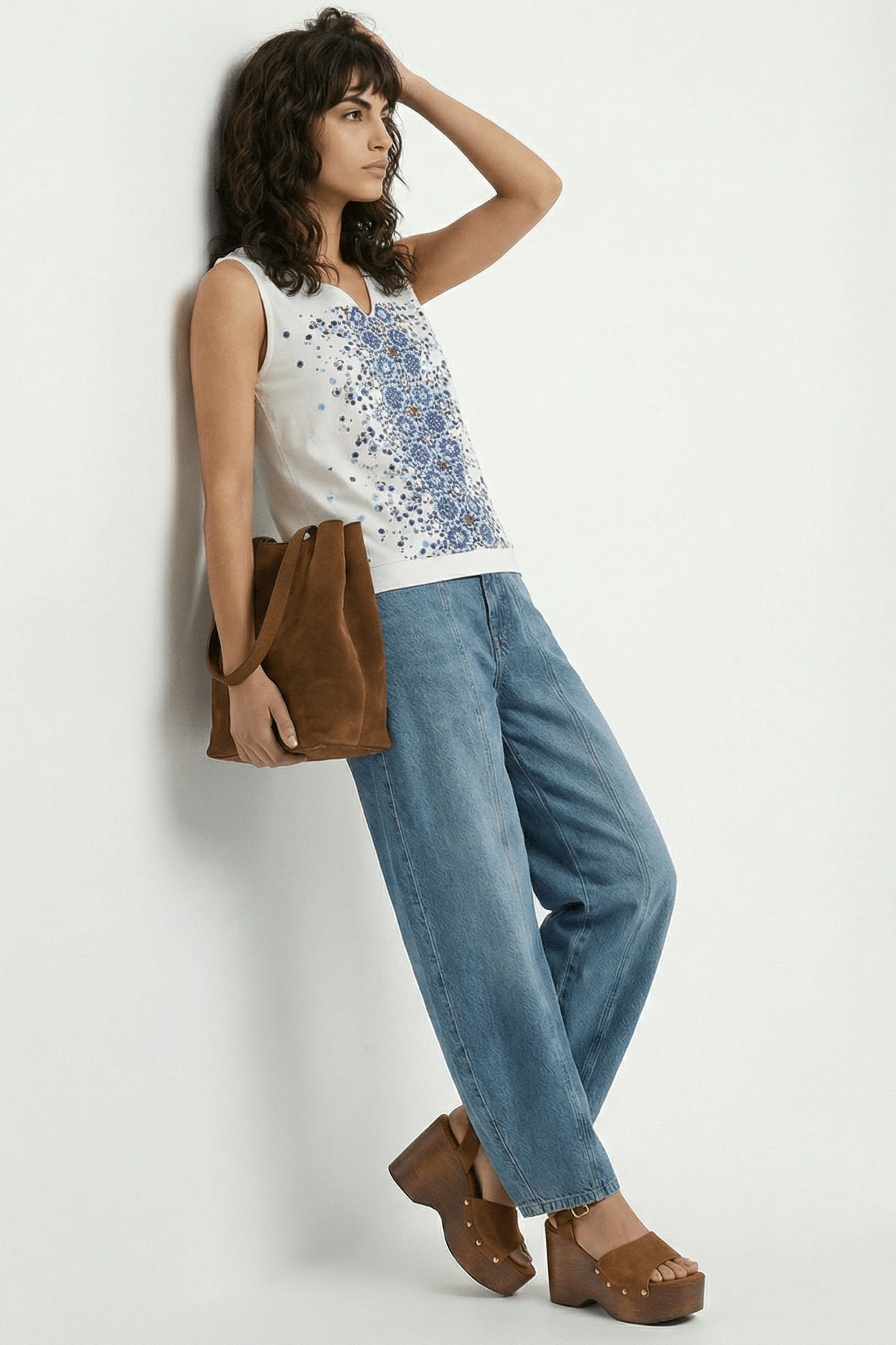 Camiseta blanca estampado mandala tonos azules sin mangas Lolitas&L - lolitasyl.com