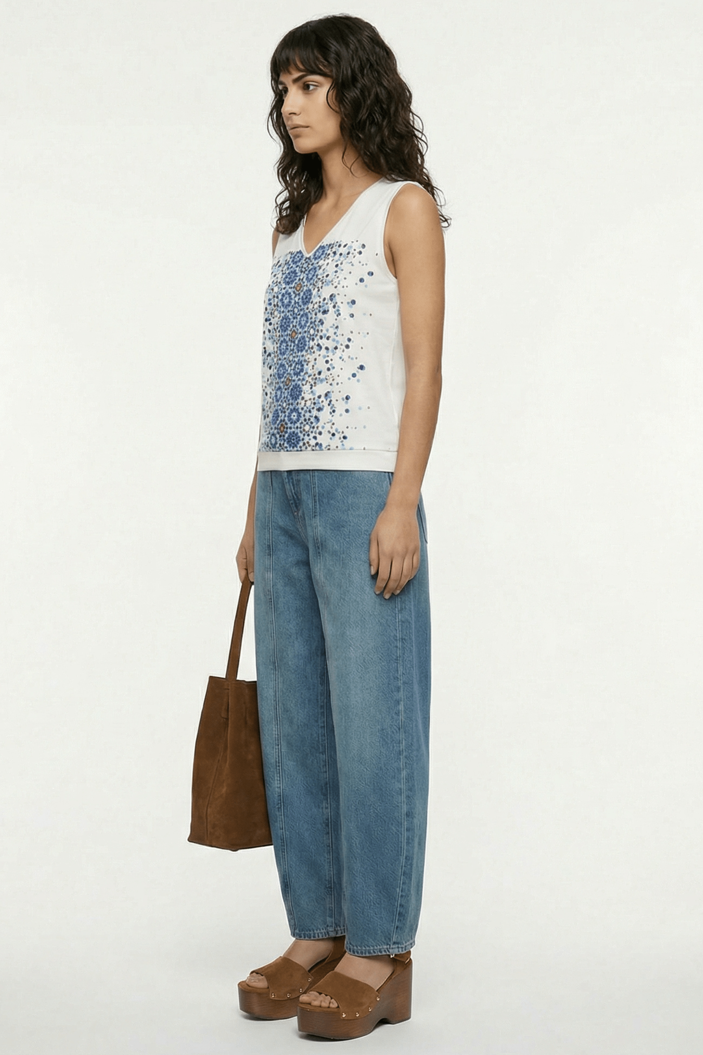 Camiseta blanca estampado mandala tonos azules sin mangas Lolitas&L - lolitasyl.com