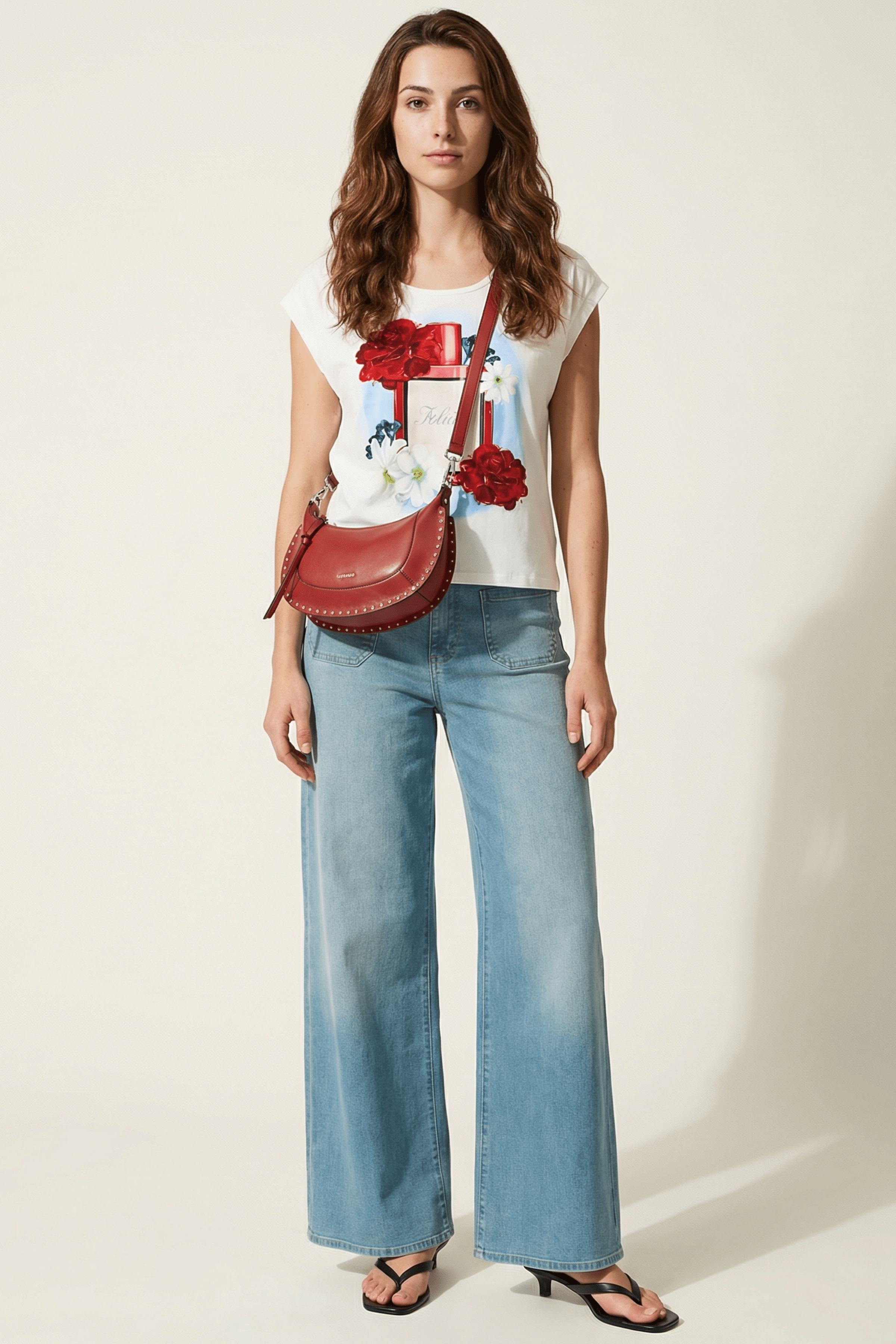 Camiseta blanca estampado perfume manga corta Lolitas&L - lolitasyl.com