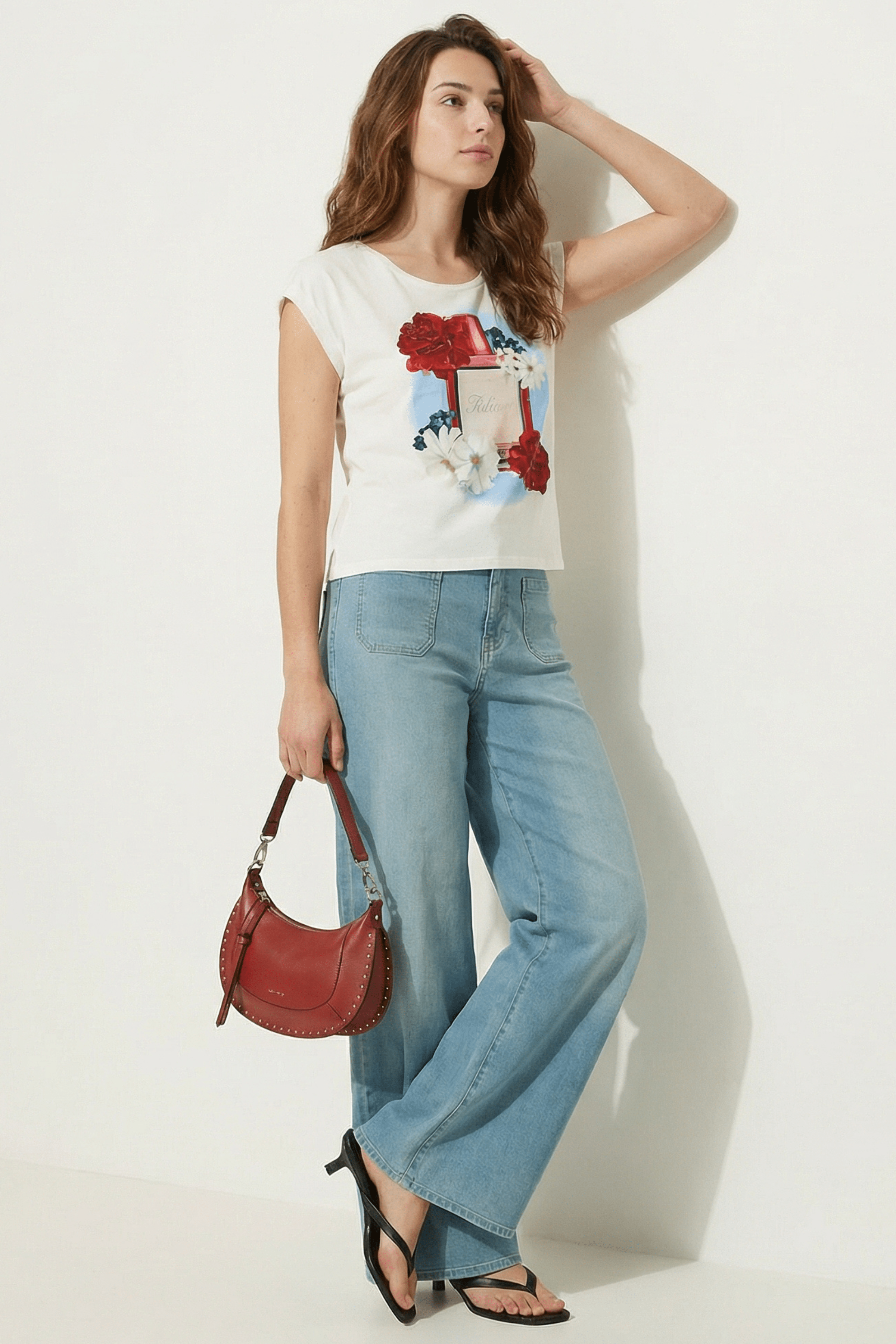 Camiseta blanca estampado perfume manga corta Lolitas&L - lolitasyl.com