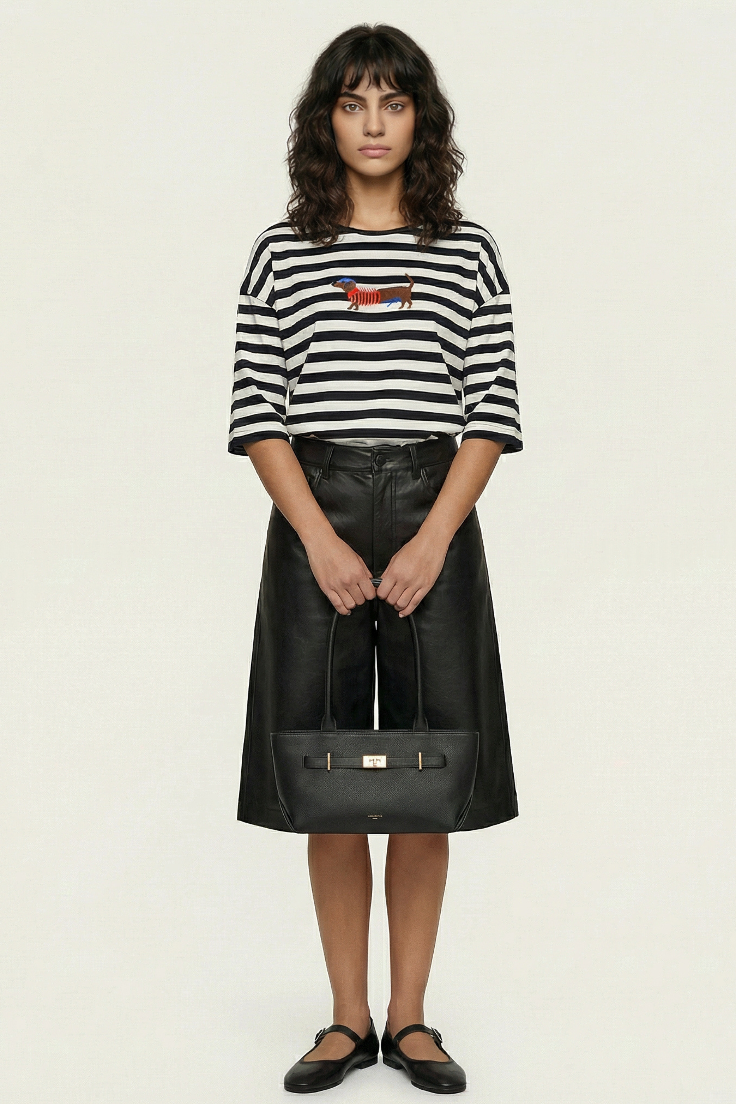 Camiseta blanca rayas con bordado perrito salchicha Lolitas&L