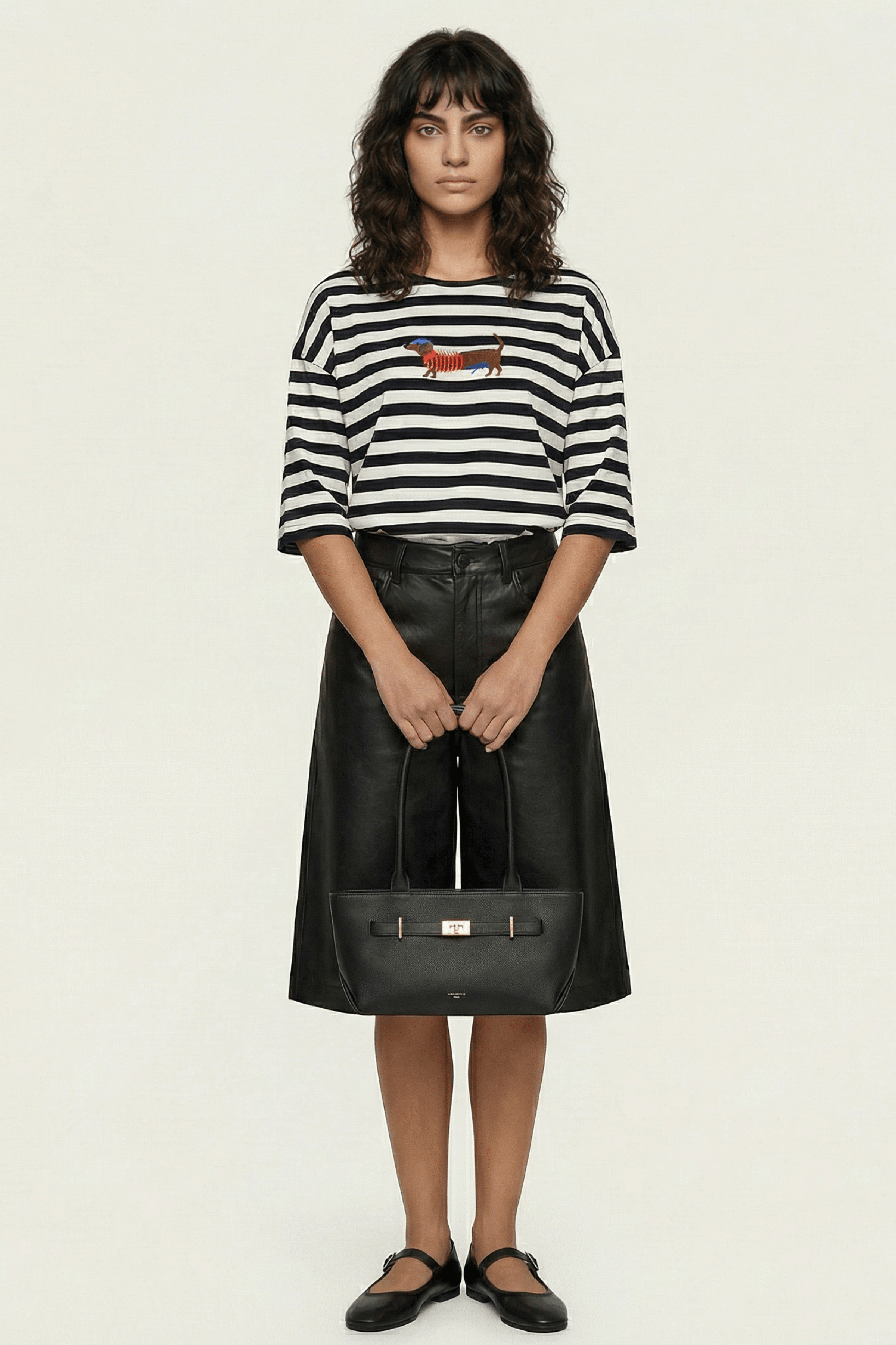 Camiseta blanca rayas con bordado perrito salchicha Lolitas&L - lolitasyl.com