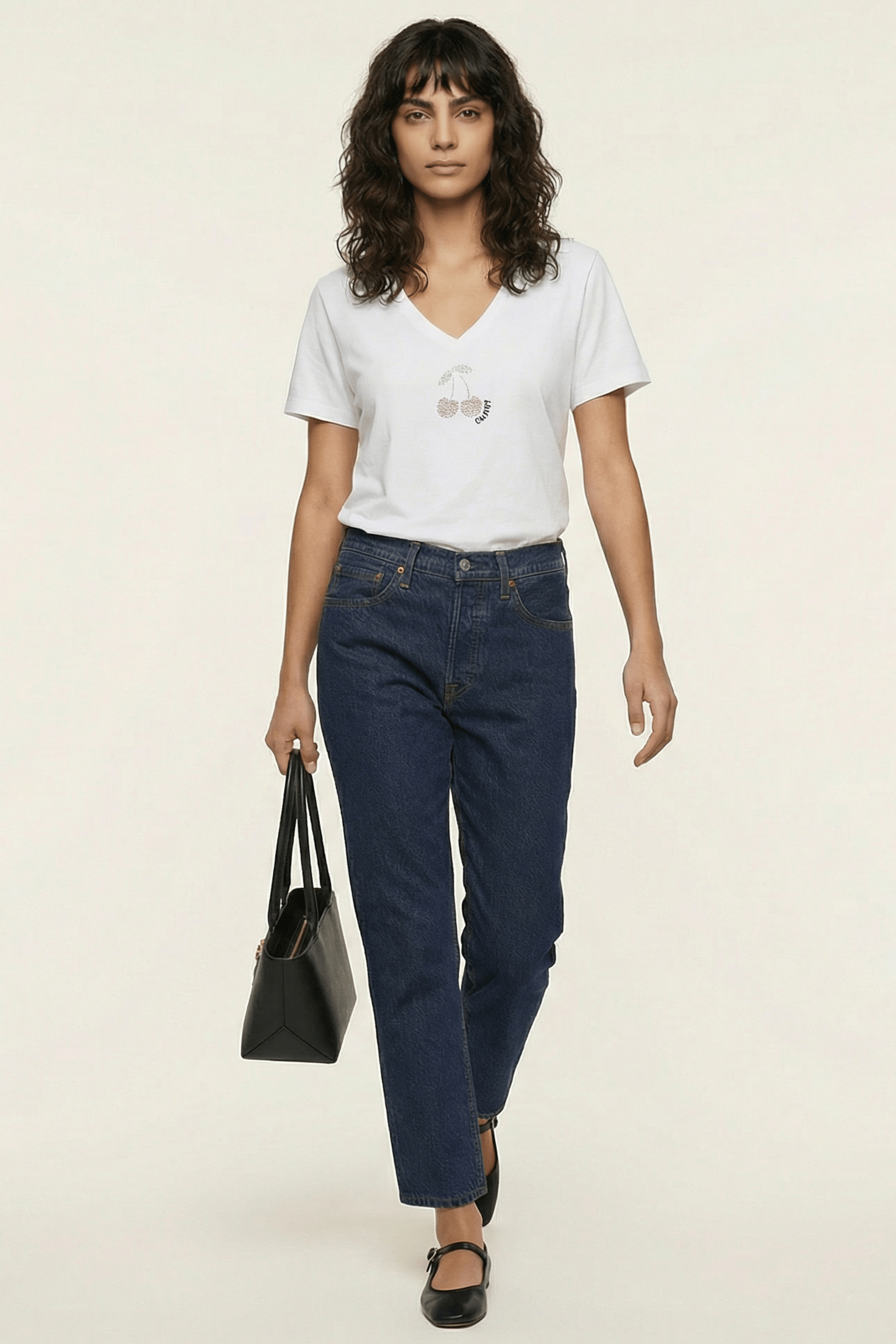 Camiseta blanca strass cerezas escote uve Lolitas&L - lolitasyl.com