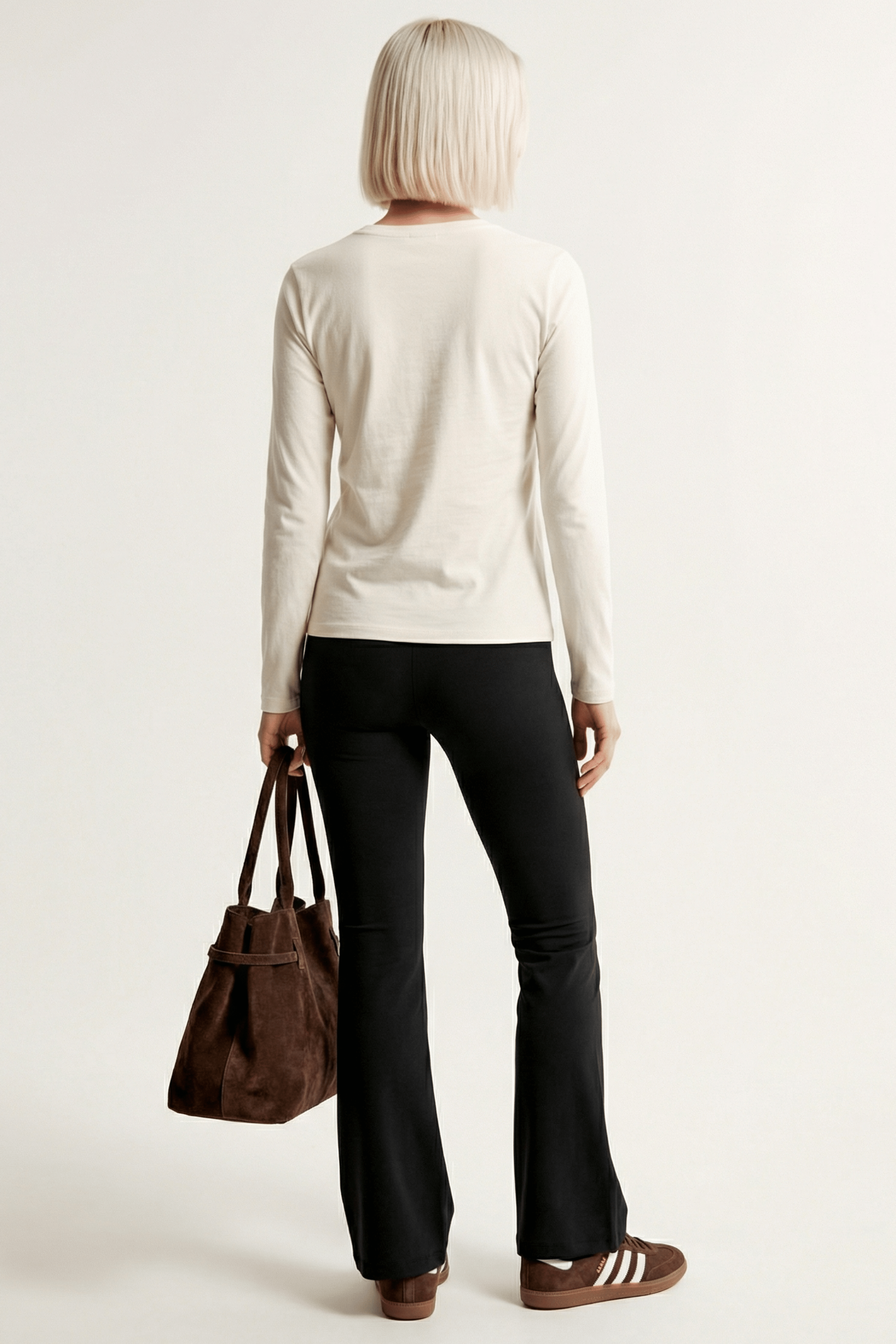 Camiseta crema basica con escote caja y manga larga Lolitas&L - lolitasyl.com