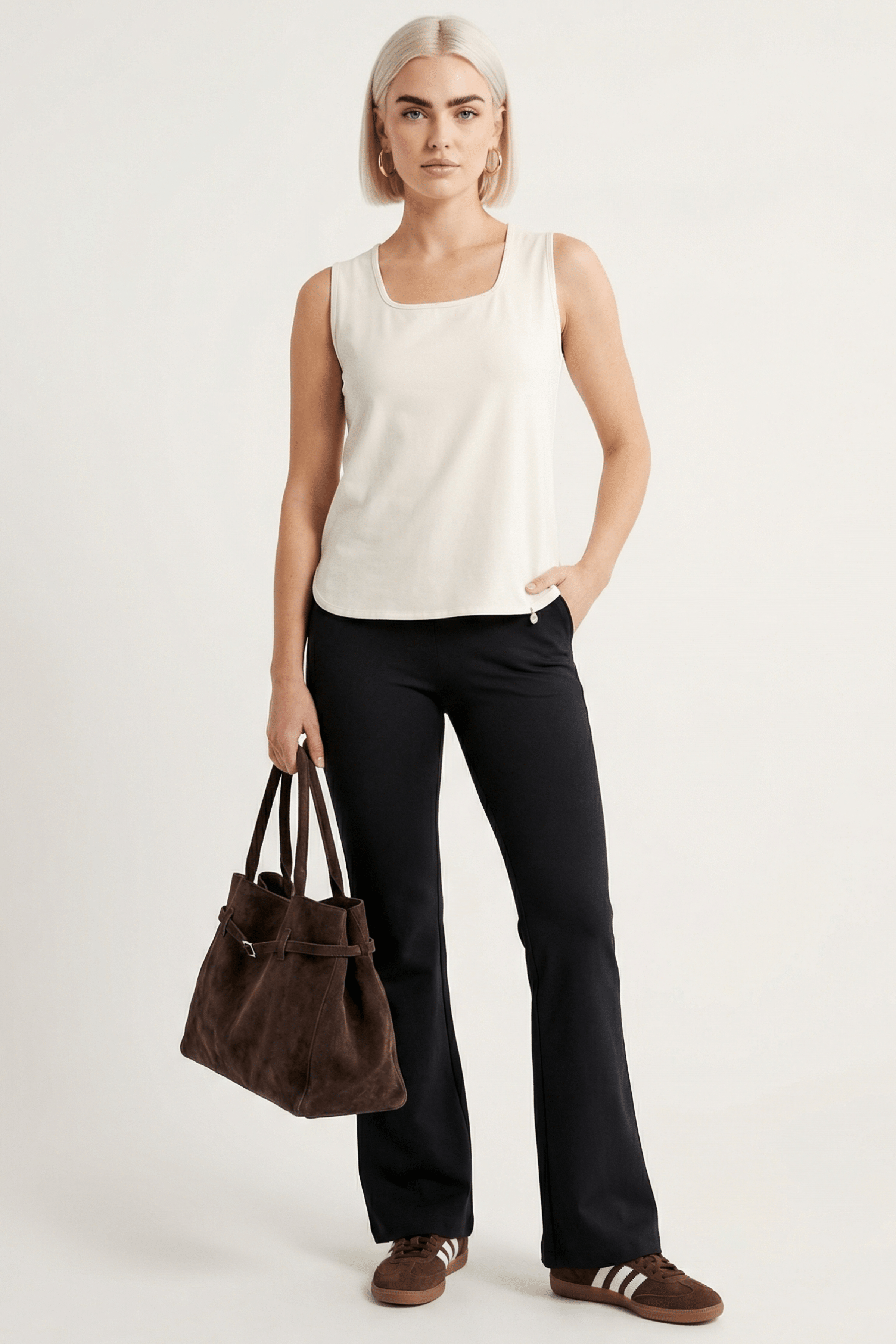 Camiseta crema basica tirantes con escote cuadrado Lolitas&L - lolitasyl.com