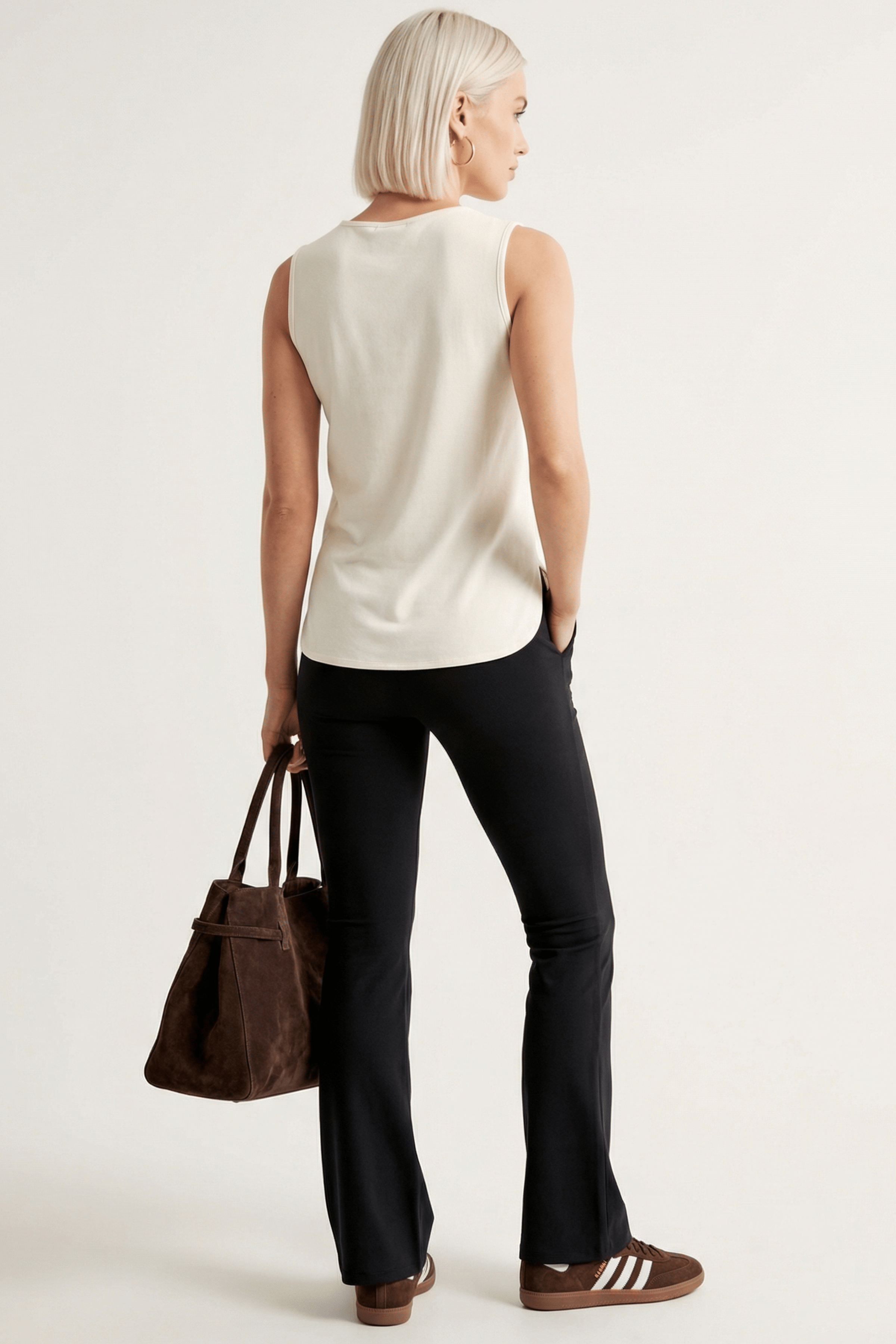 Camiseta crema basica tirantes con escote cuadrado Lolitas&L - lolitasyl.com