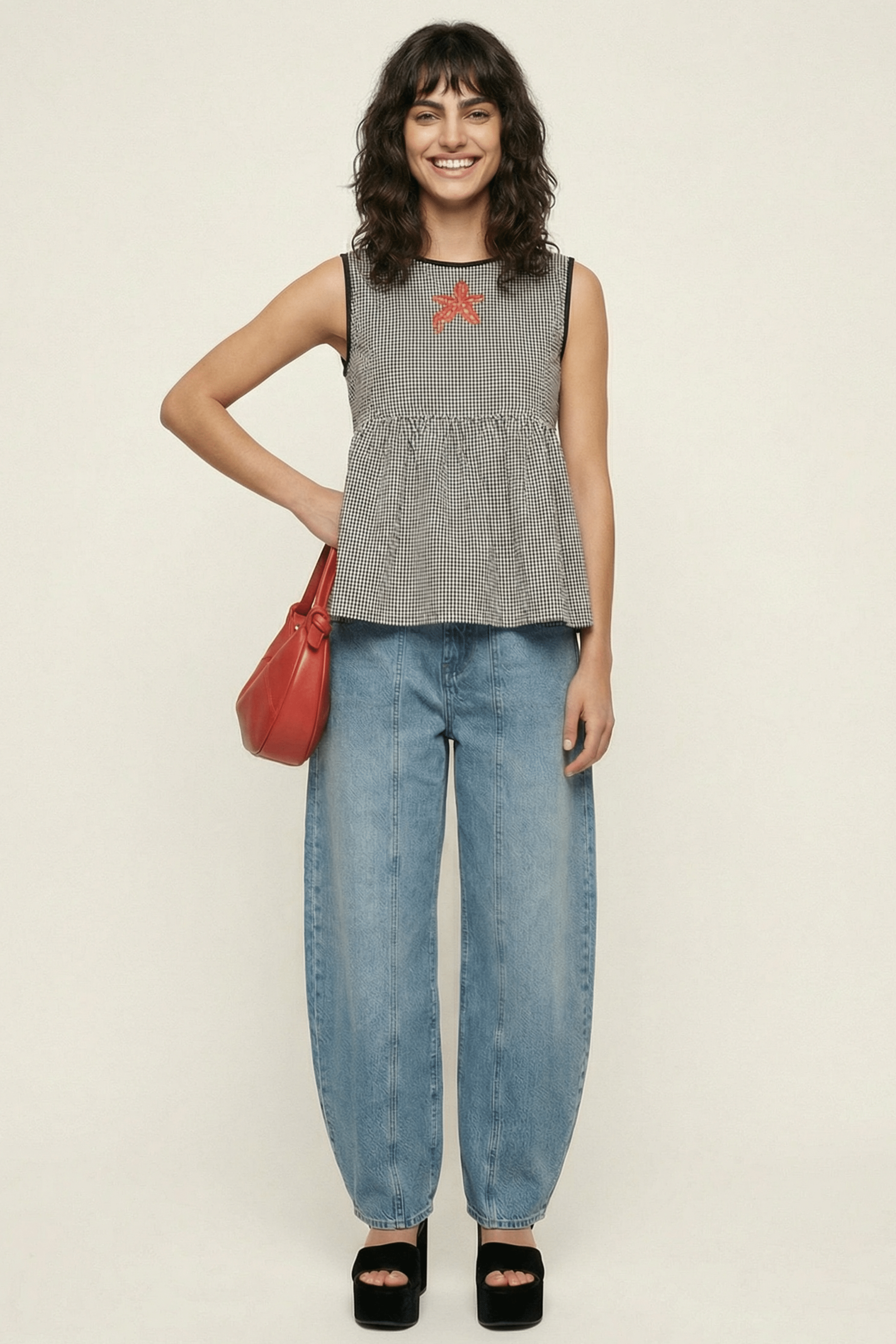 Camiseta cuadro vichy negro con bordado flor Lolitas&L - lolitasyl.com