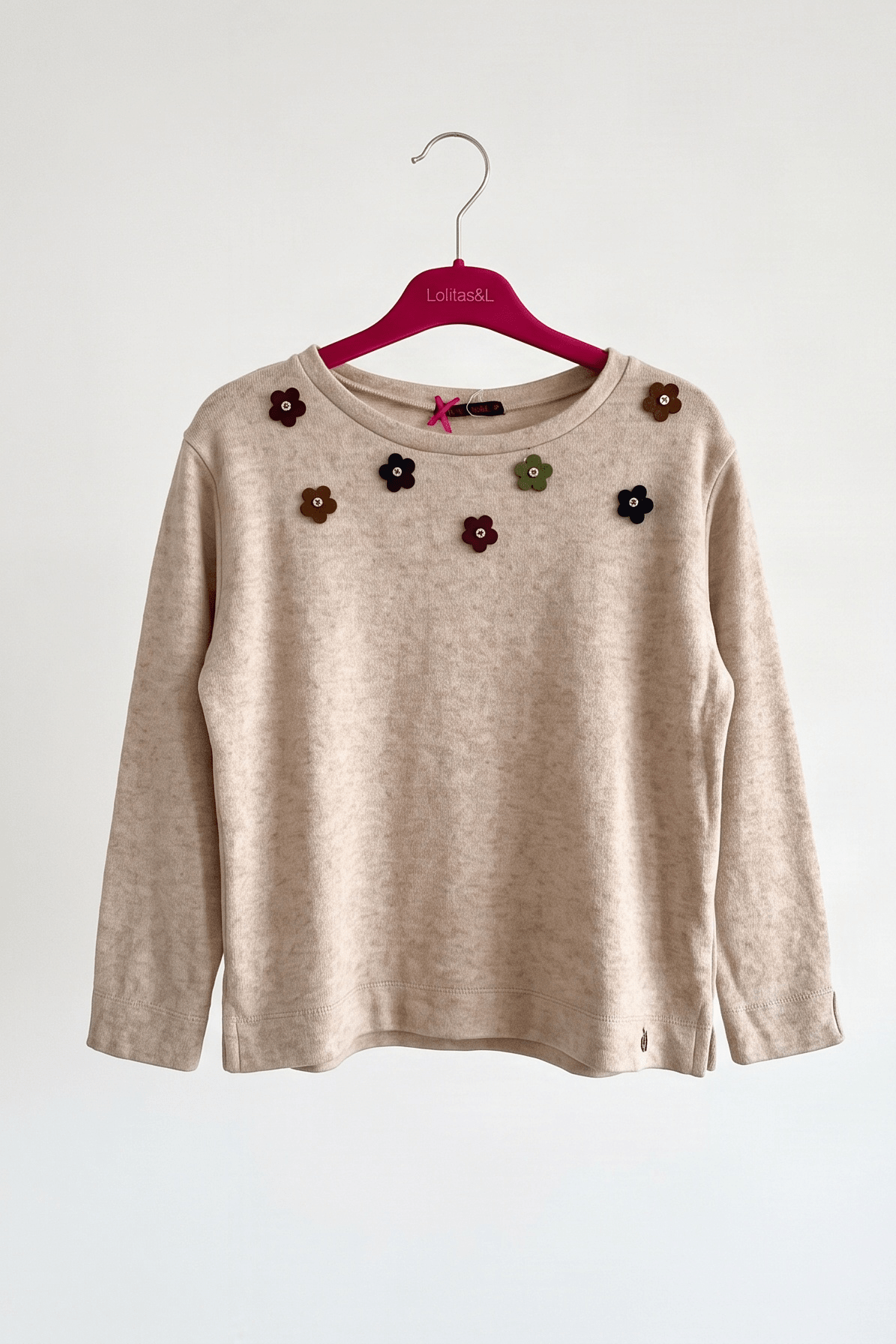 Camiseta de Punto Beige con Flores Multicolor Preloved - lolitasyl.com