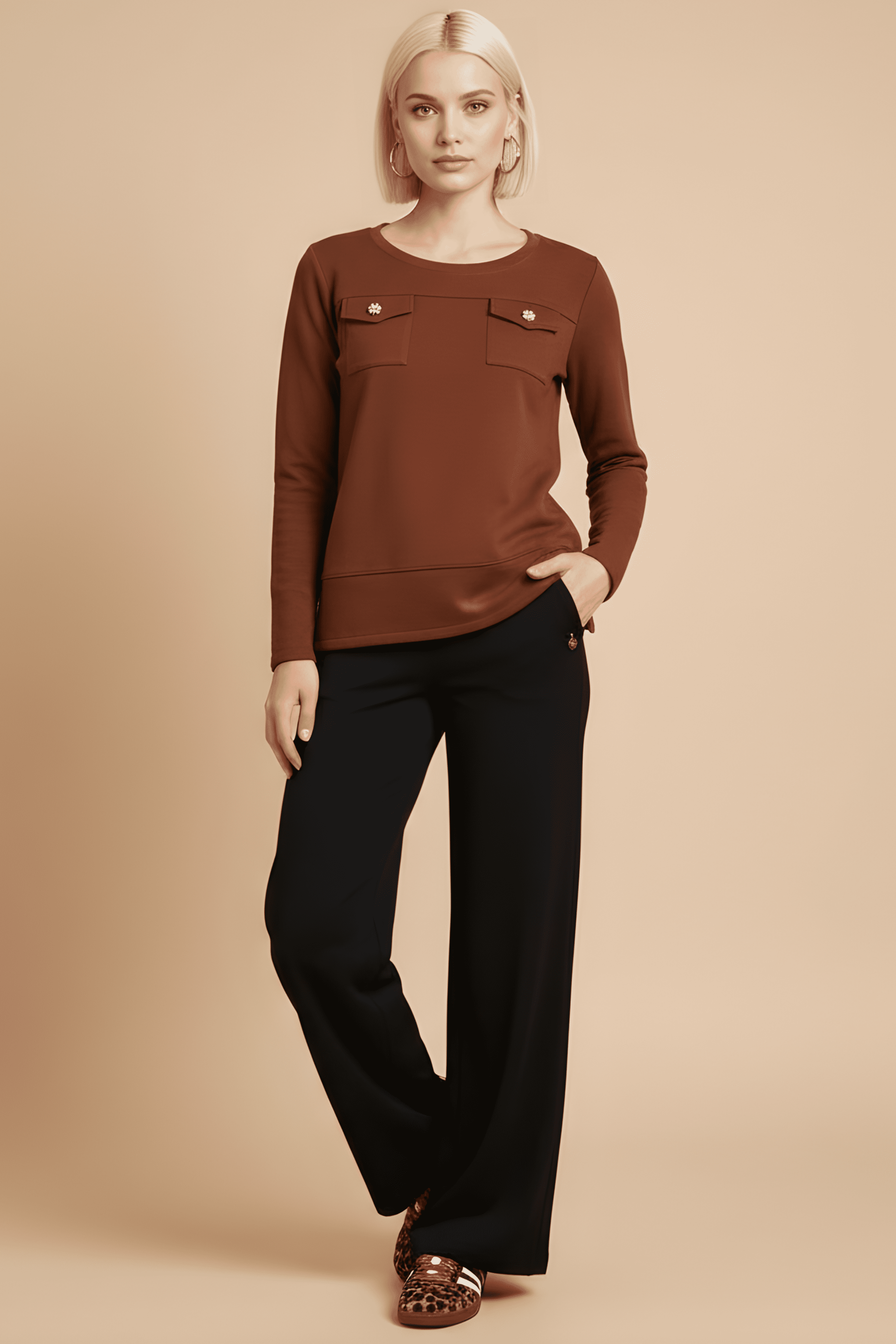 Camiseta de punto marron con botones dorados Lolitas&L - lolitasyl.com