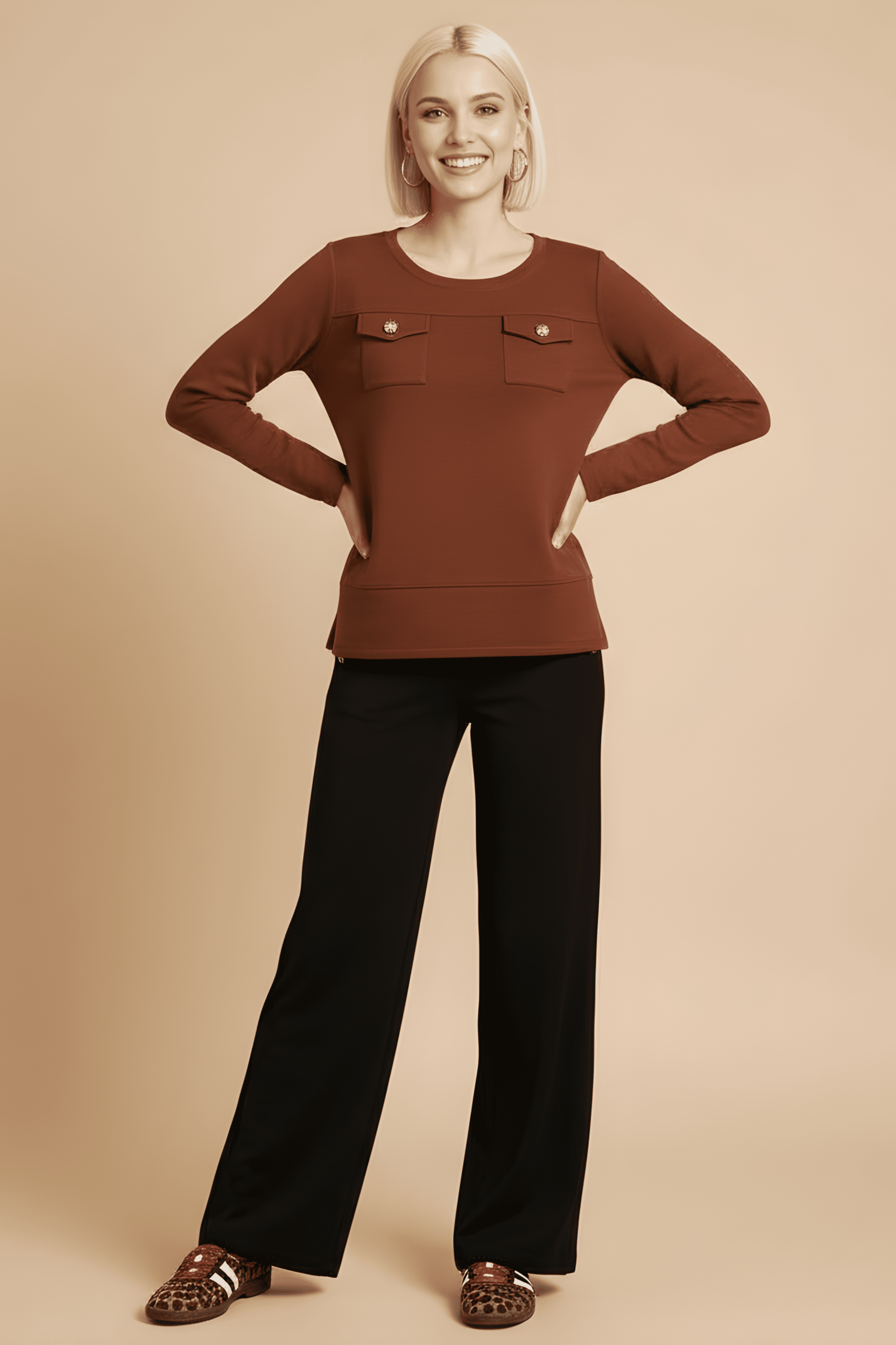 Camiseta de punto marron con botones dorados Lolitas&L - lolitasyl.com