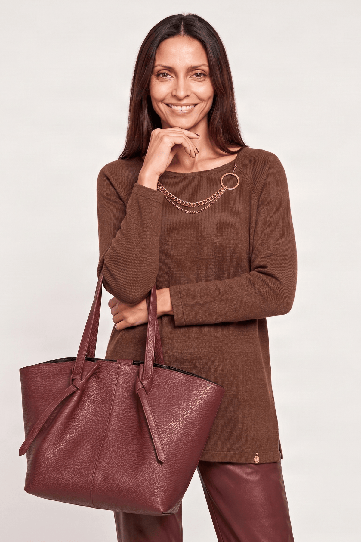 Camiseta de punto marron raglan con collar Lolitas&L - lolitasyl.com
