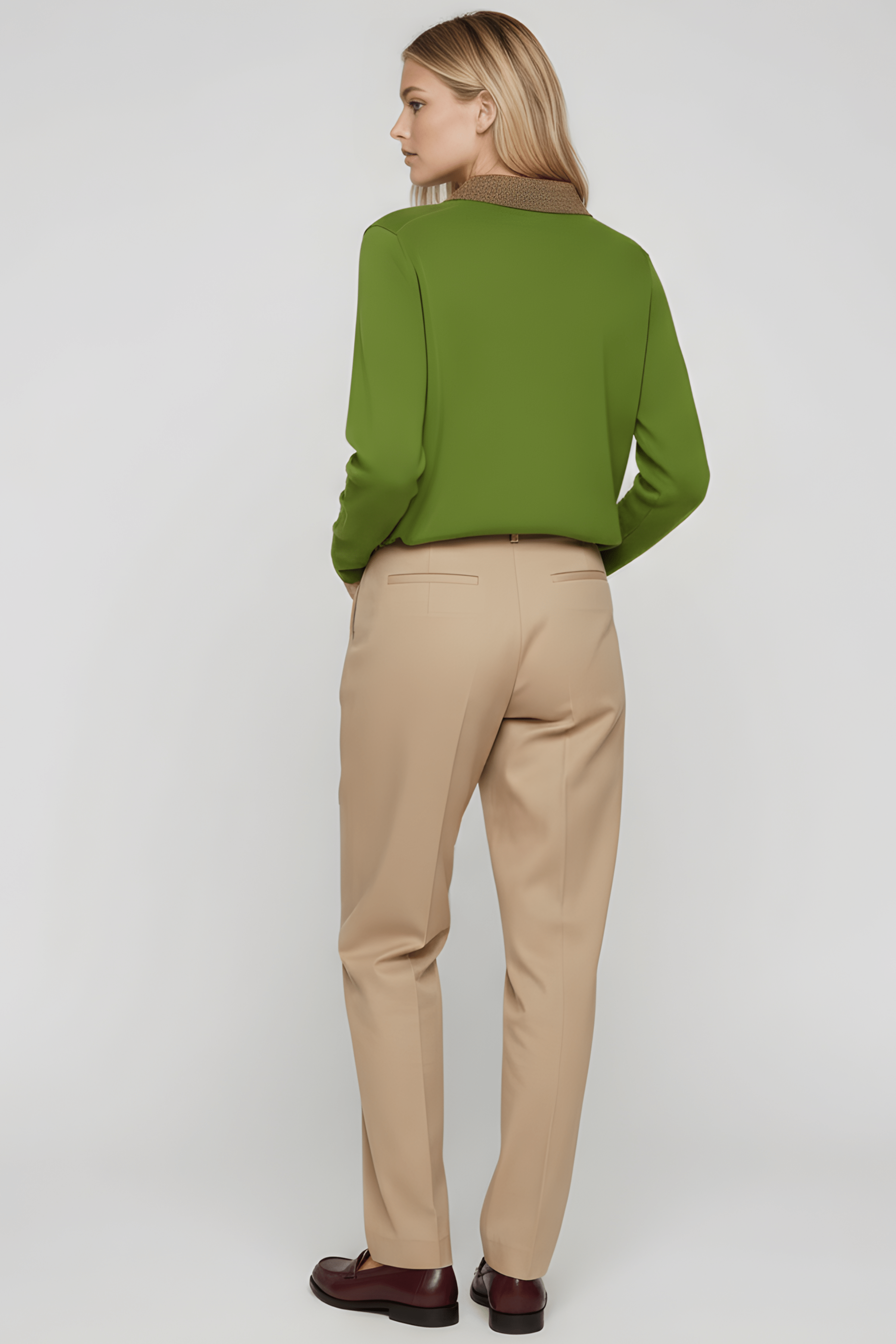 Camiseta de punto verde con leon de strass Lolitas&L - lolitasyl.com