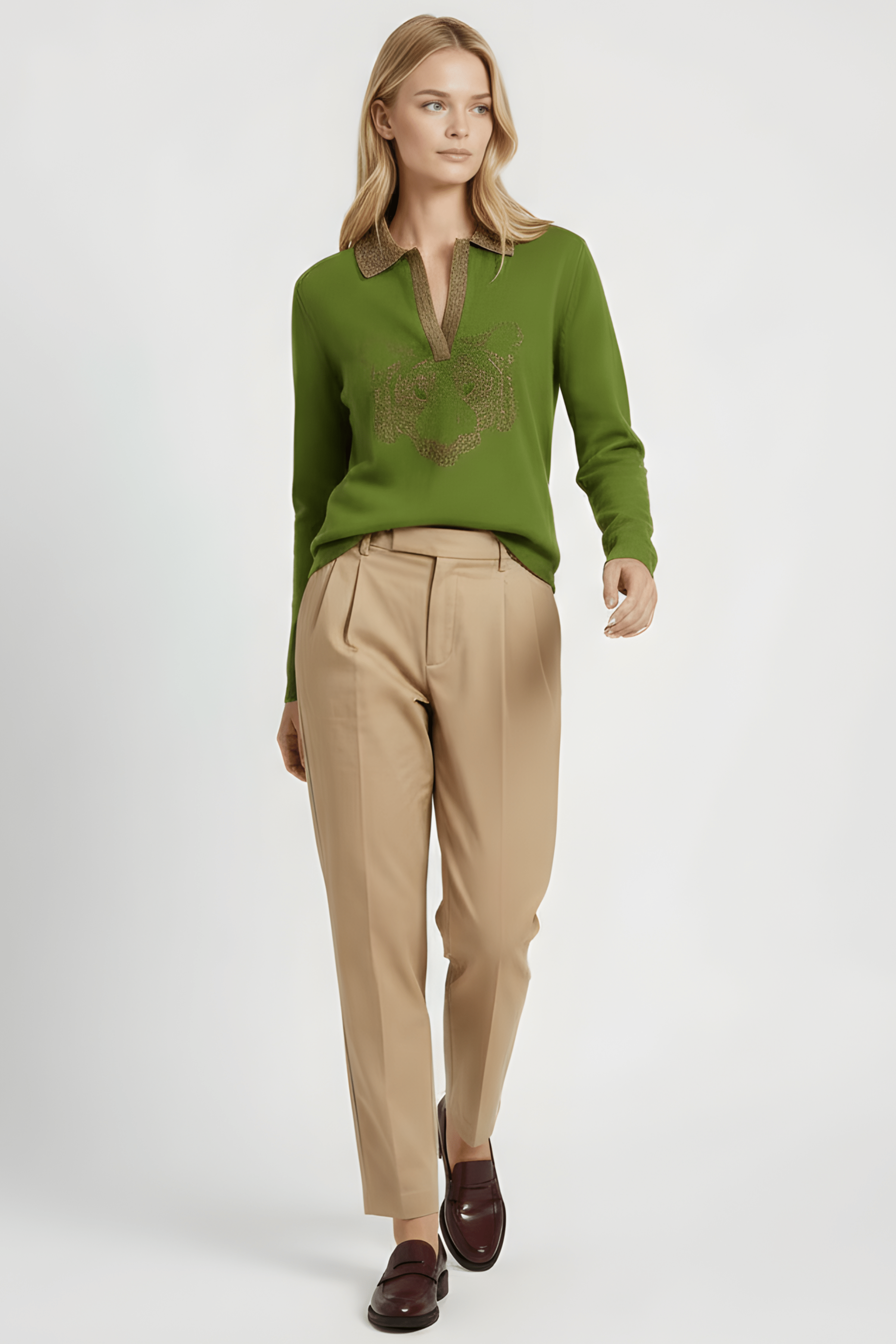 Camiseta de punto verde con leon de strass Lolitas&L - lolitasyl.com