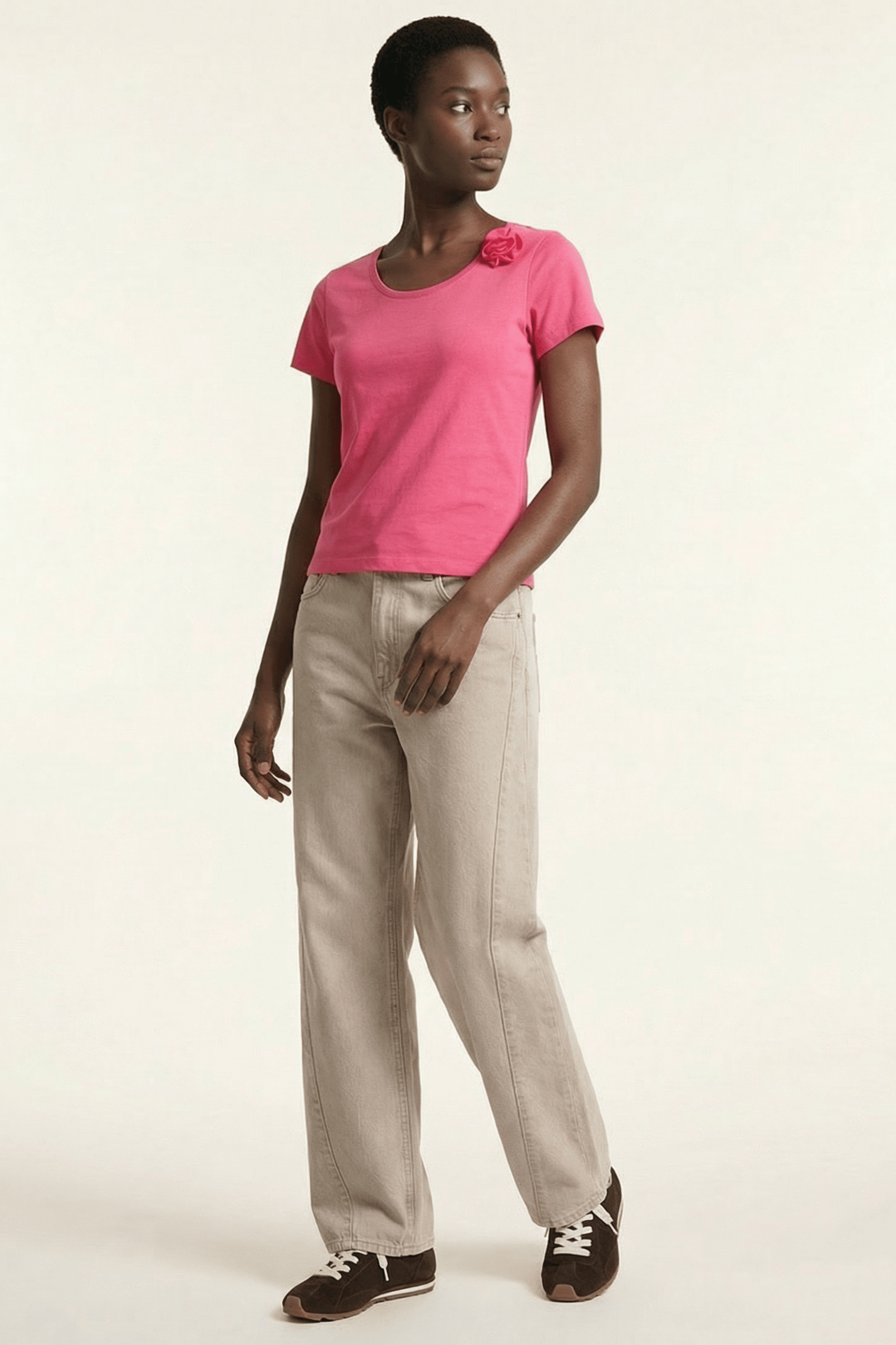 Camiseta fucsia escote redondo con flor Lolitas&L - lolitasyl.com