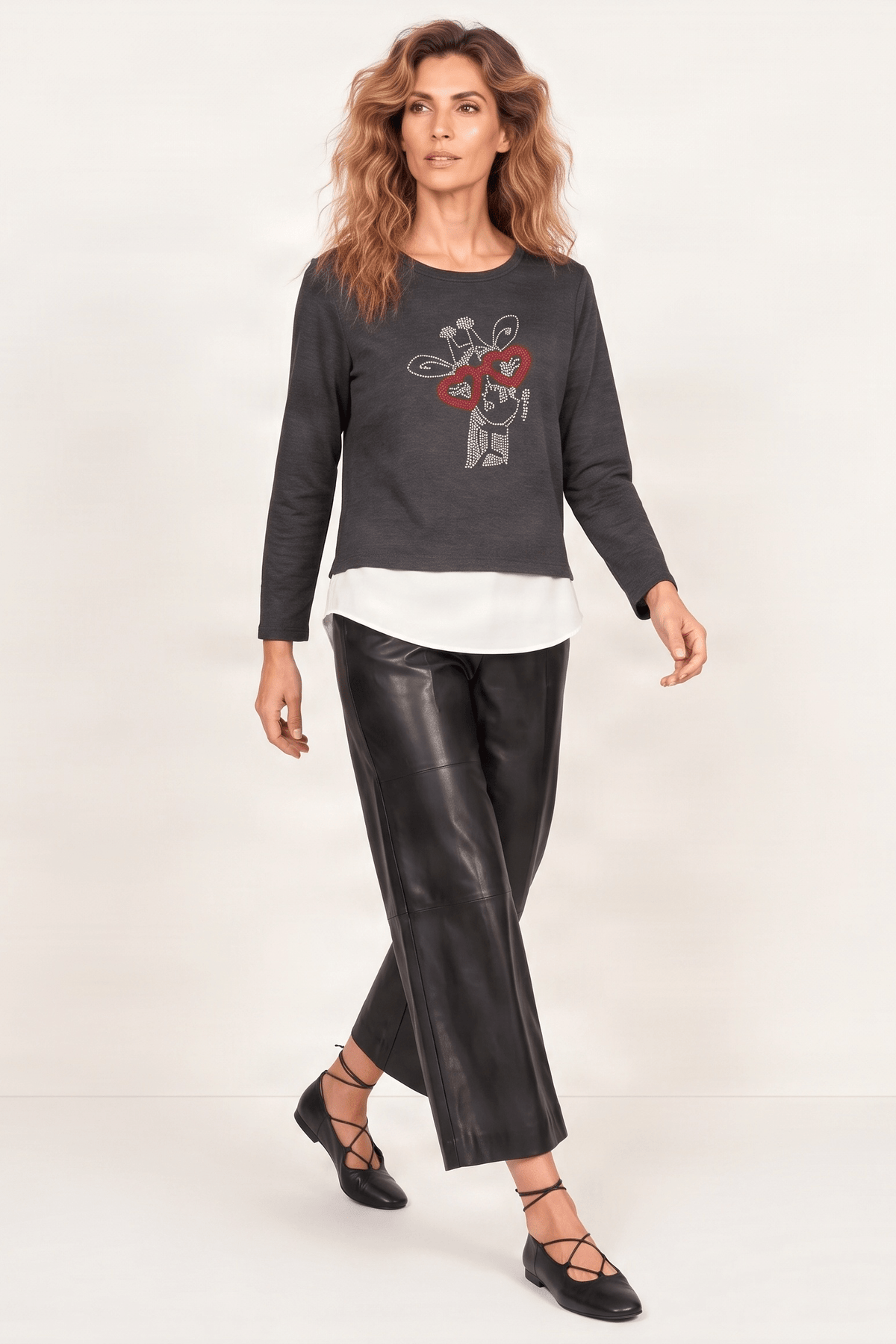 Camiseta gris antracita con girafa strass de manga larga Lolitas&L - lolitasyl.com