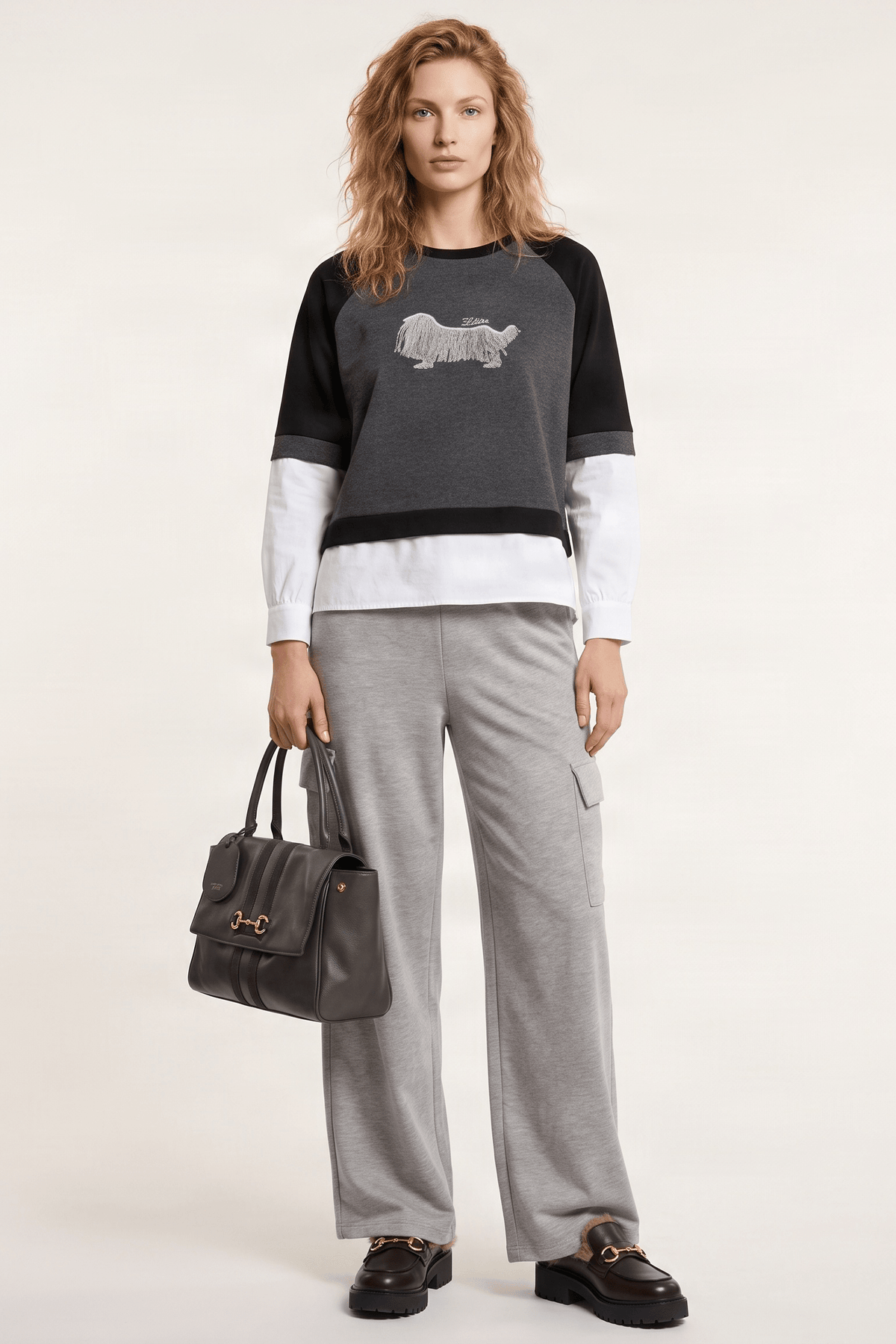 Camiseta gris antracita manga raglan camisera perro bordado Lolitas&L - lolitasyl.com