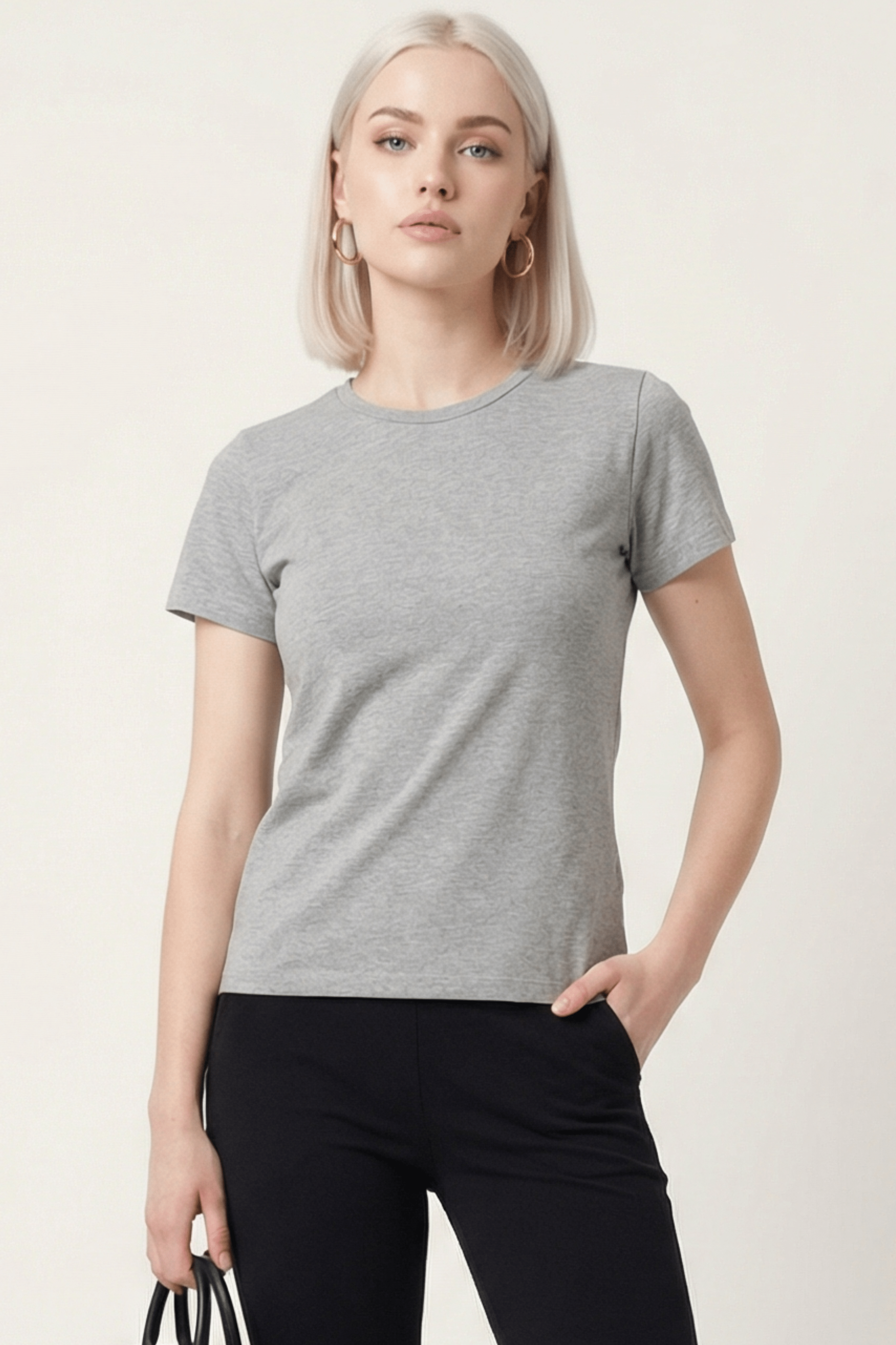 Camiseta gris basica con escote caja y manga corta Lolitas&L - lolitasyl.com
