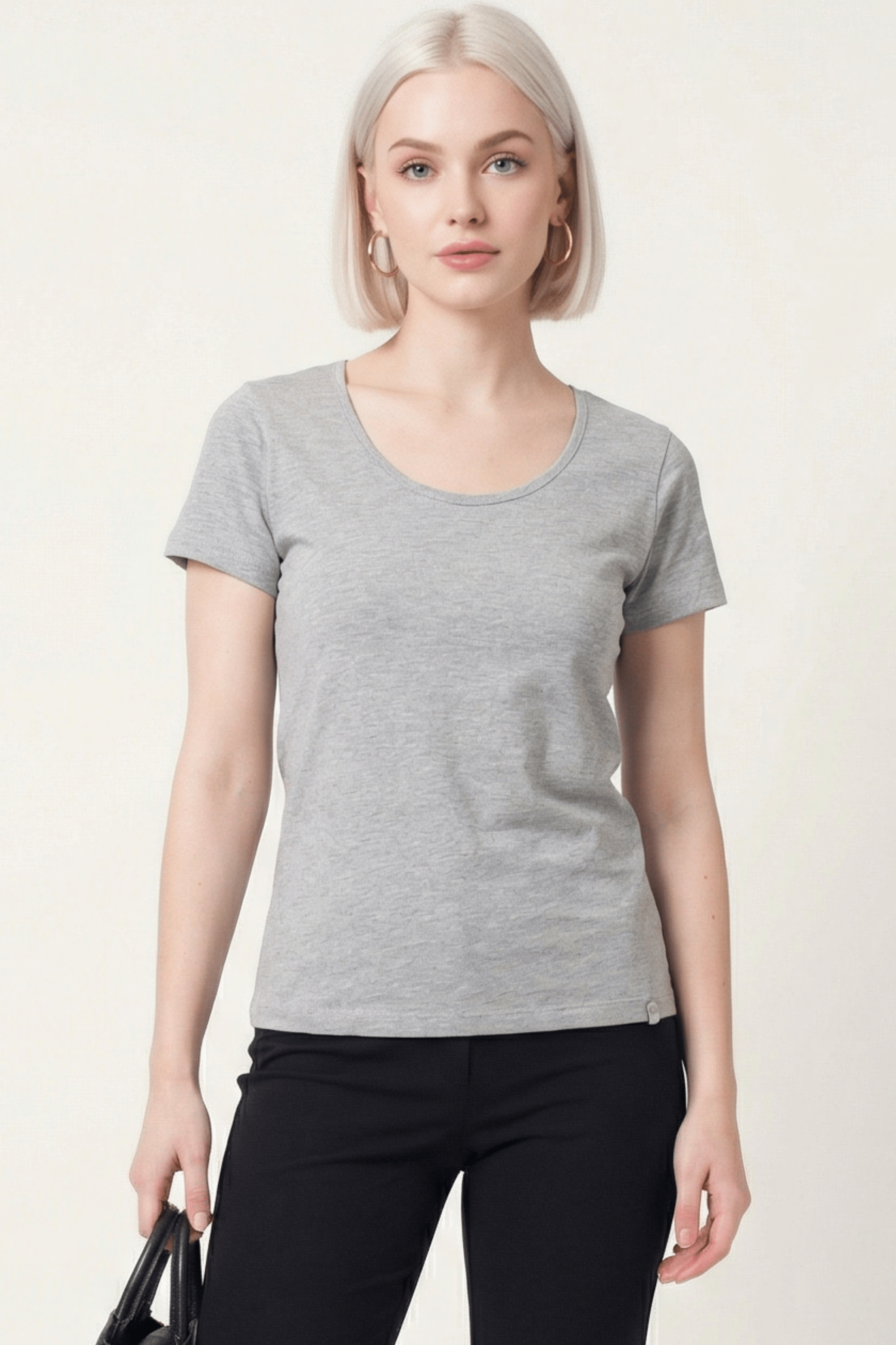 Camiseta gris basica con escote collar y manga corta Lolitas&L - lolitasyl.com