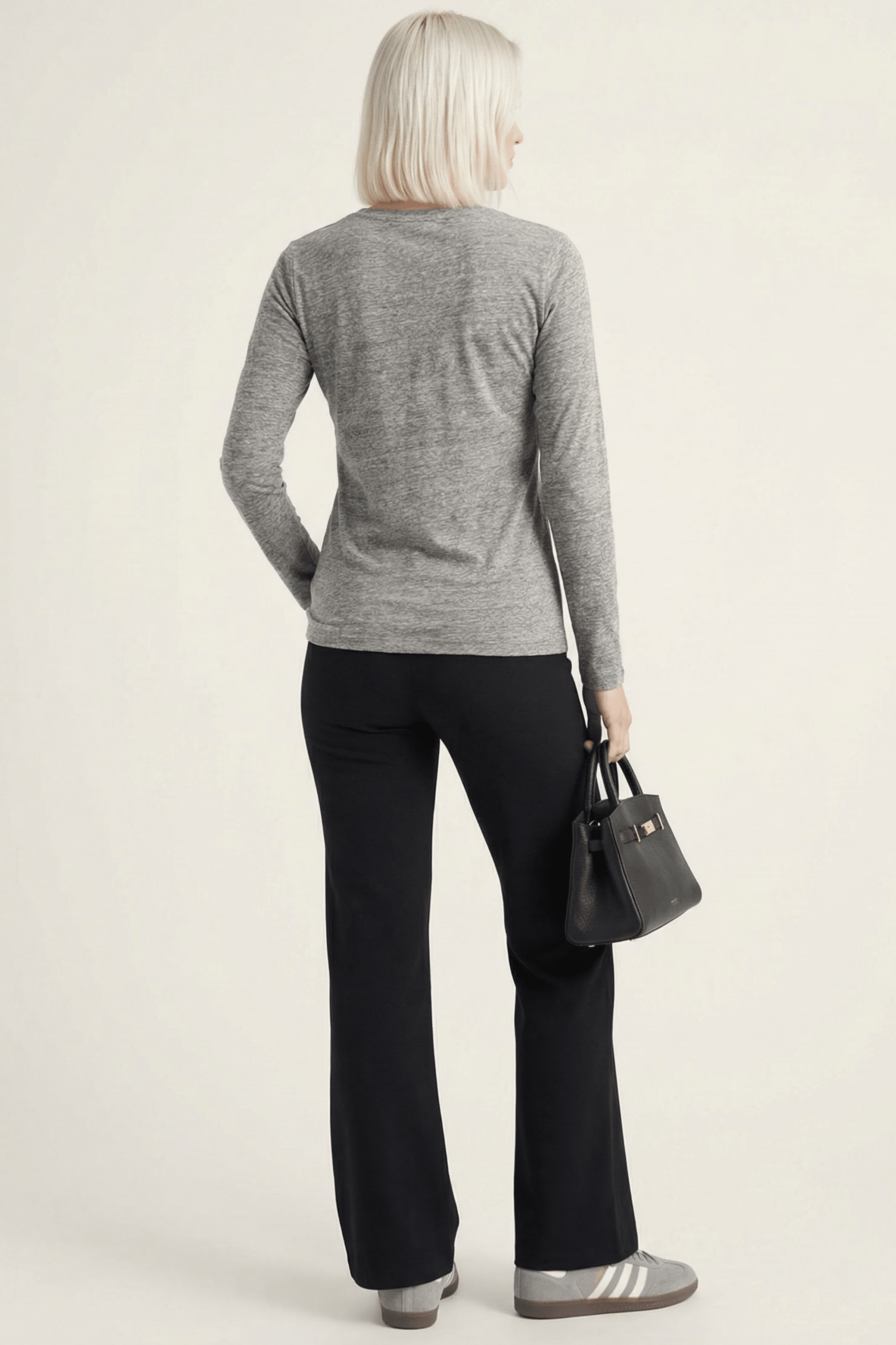 Camiseta gris basica con escote pico y manga larga Lolitas&L - lolitasyl.com