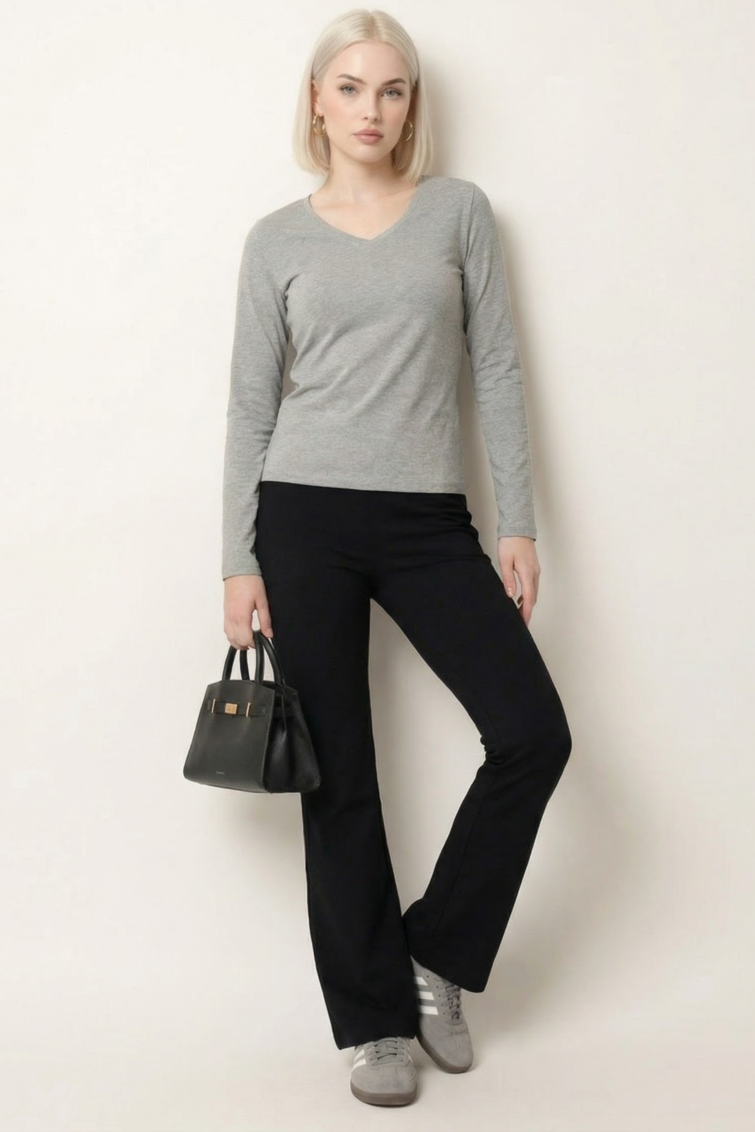 Camiseta gris basica con escote pico y manga larga Lolitas&L