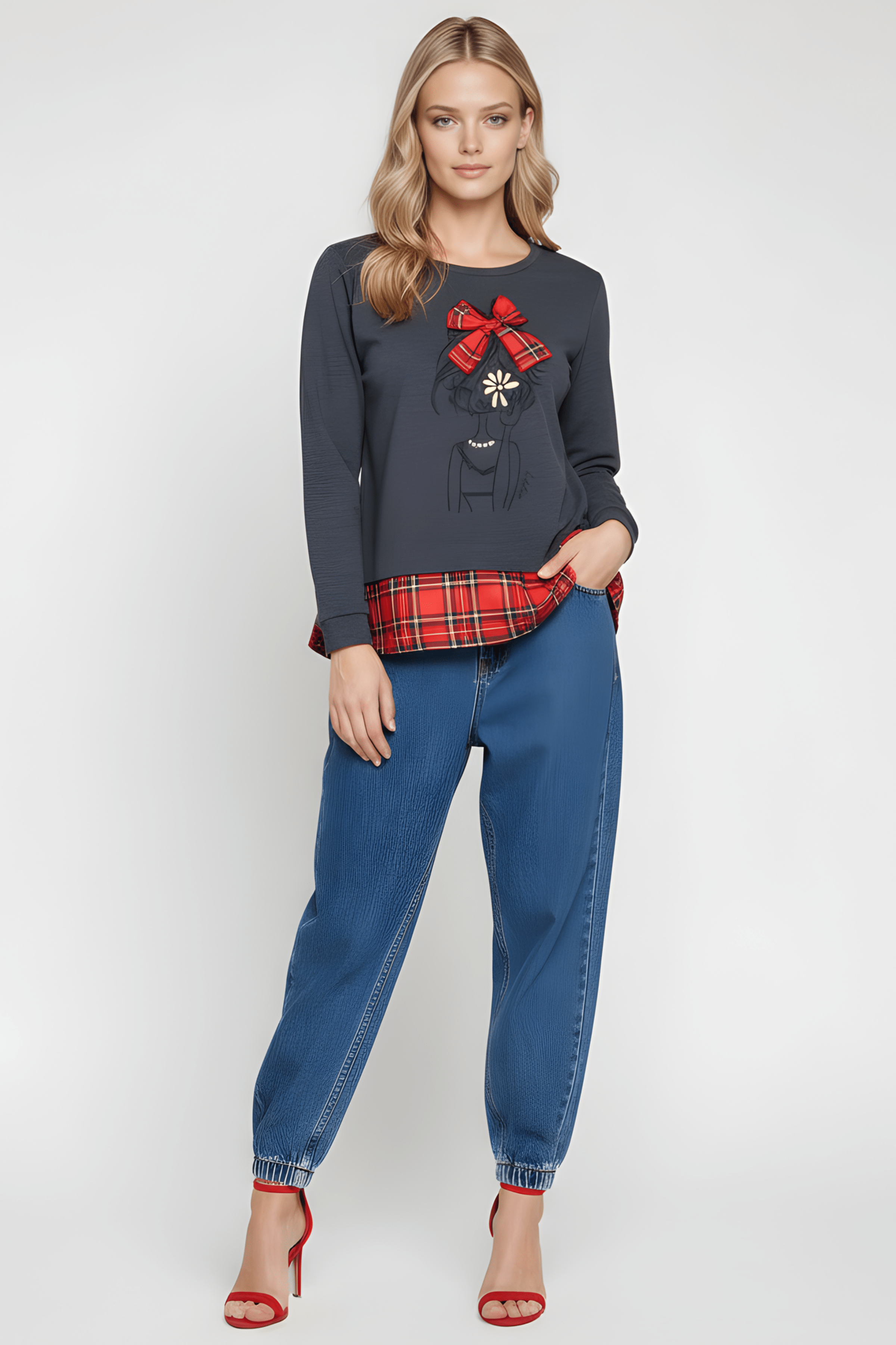 Camiseta gris con estampado muñeca y lazo cuadro escoces Lolitas&L - lolitasyl.com